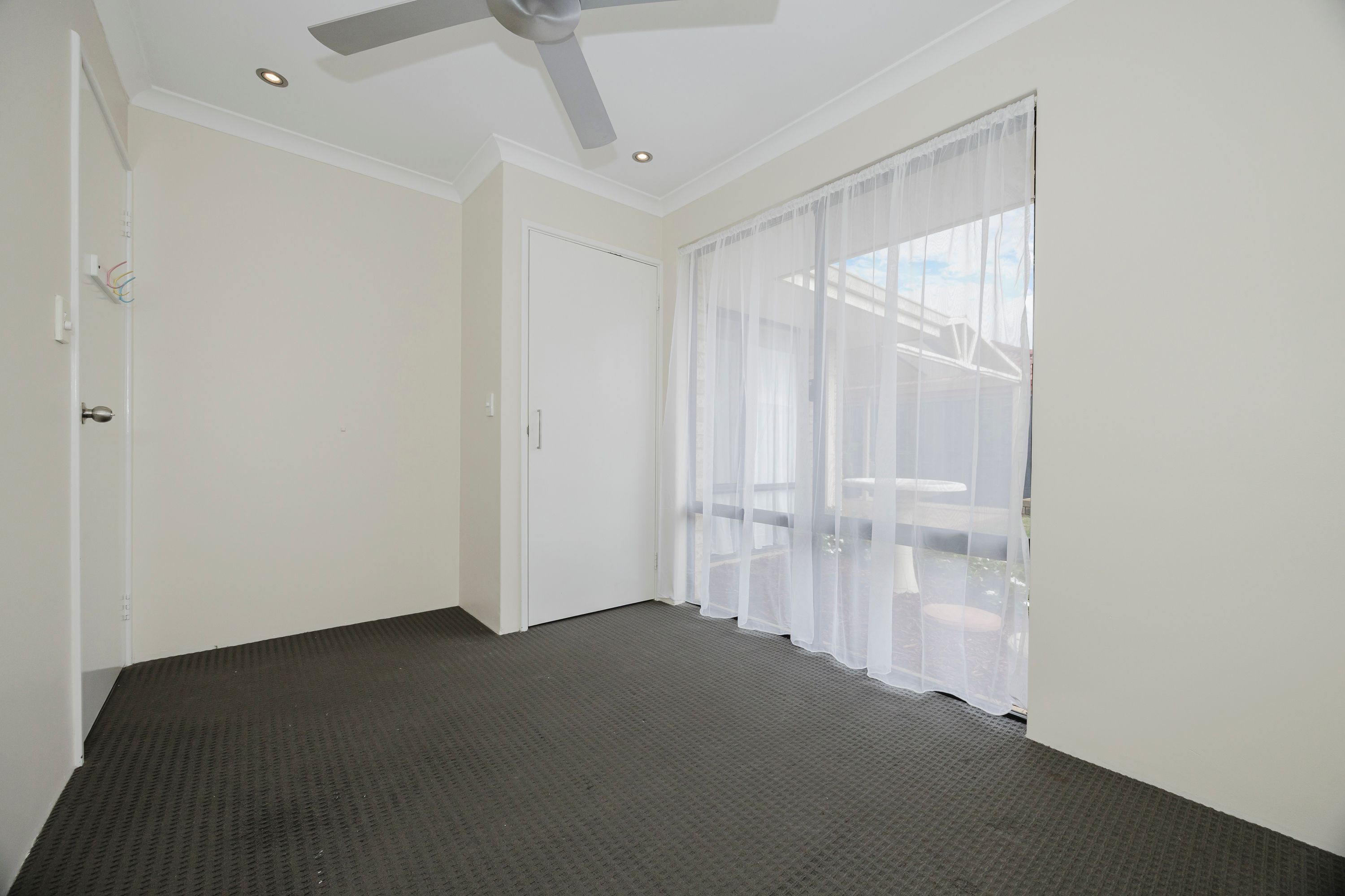 14 Pyrenees Court — photo 21 of 30