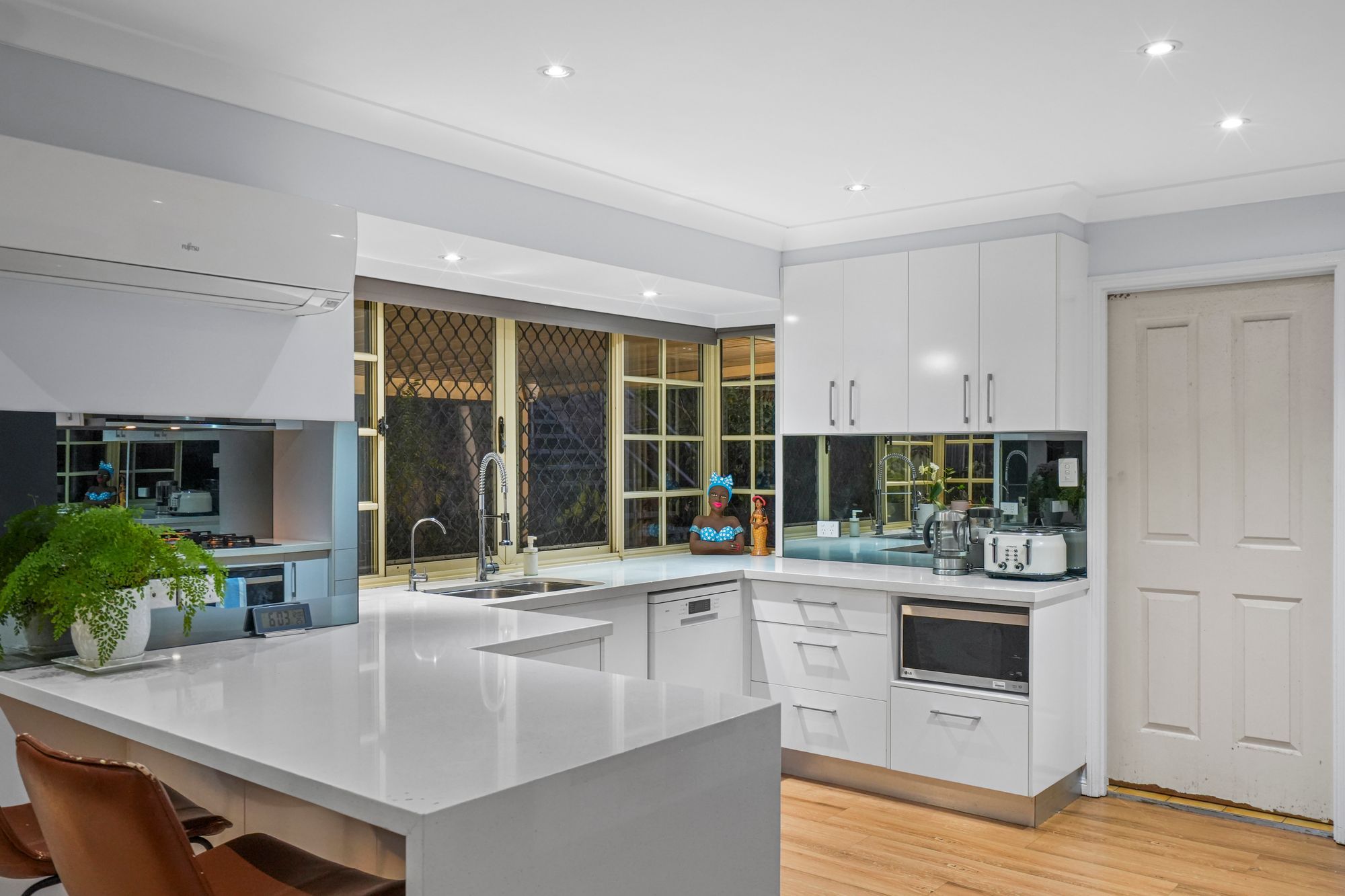 59 Tallagandra Road — photo 7 of 30
