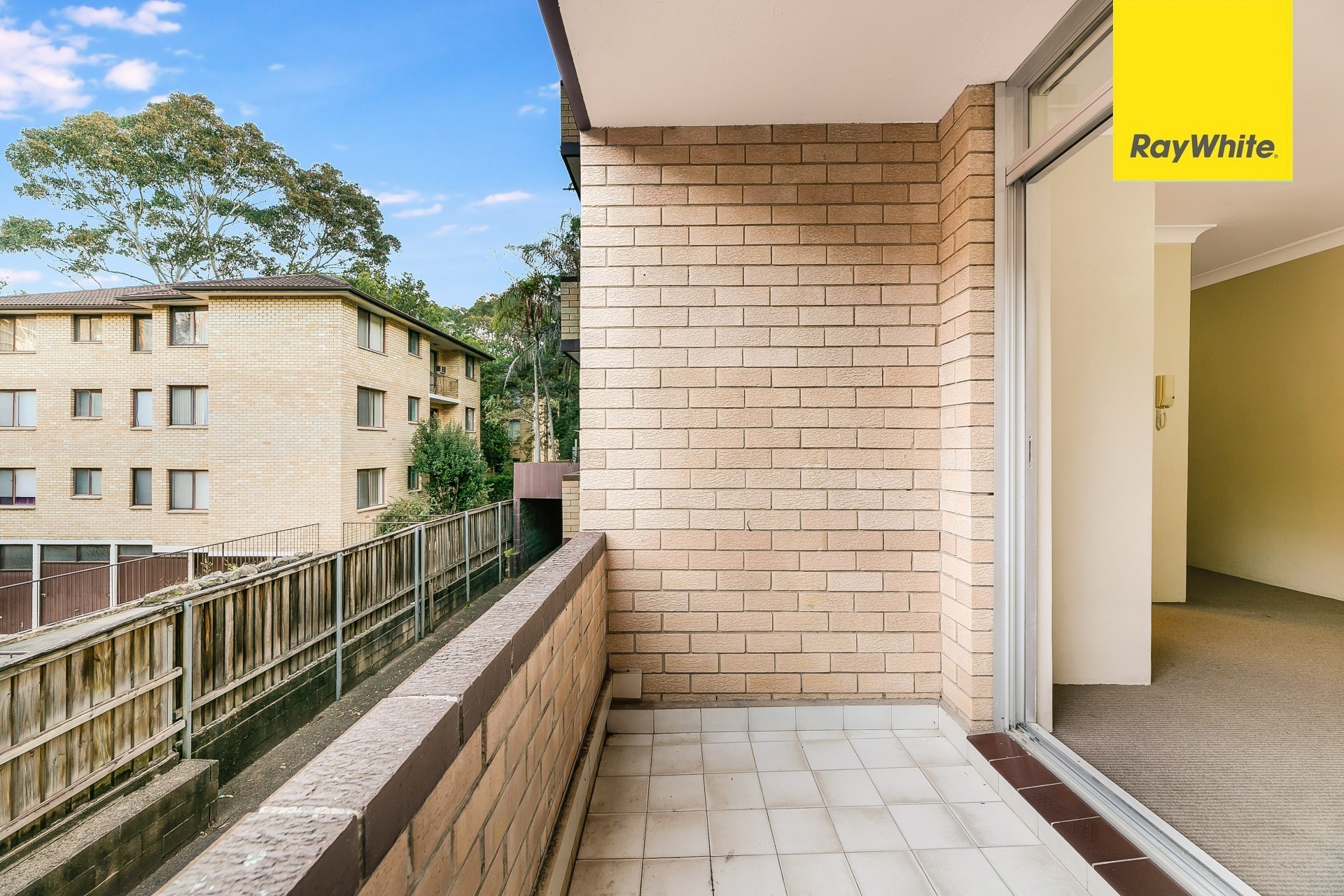 2/10 Lachlan Avenue, Macquarie Park, NSW 2113