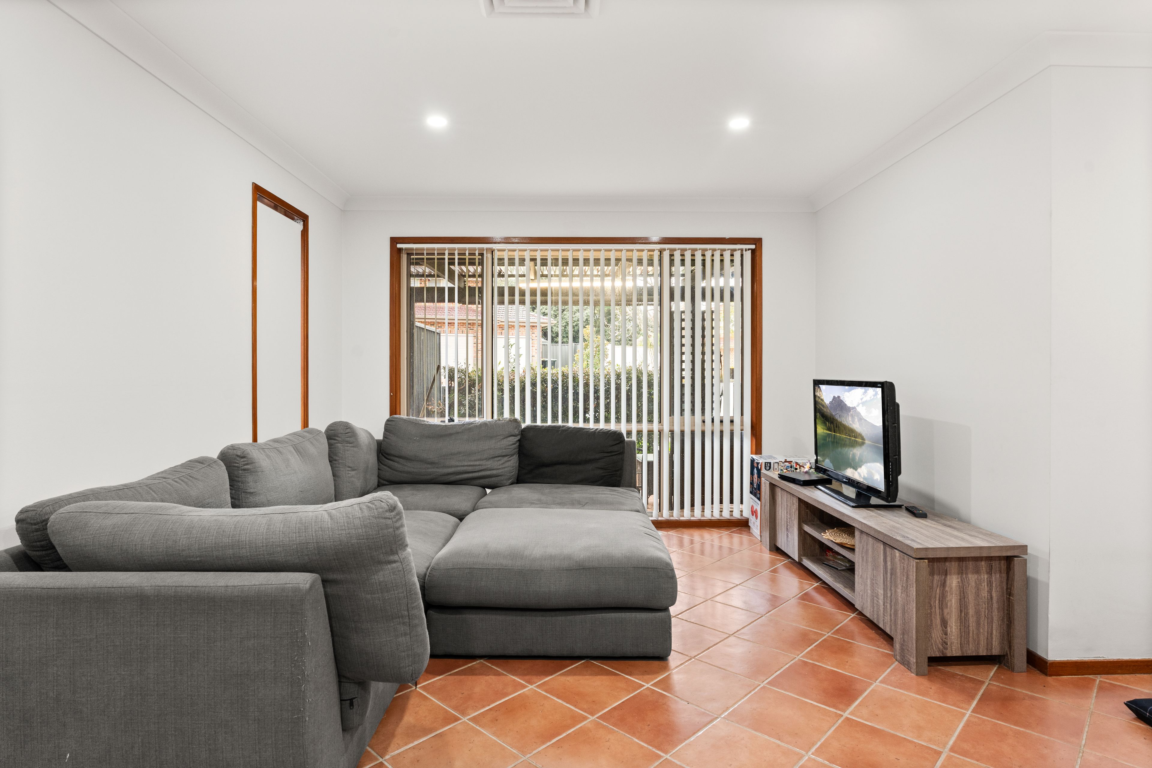 1 Devaney Avenue — photo 8 of 22