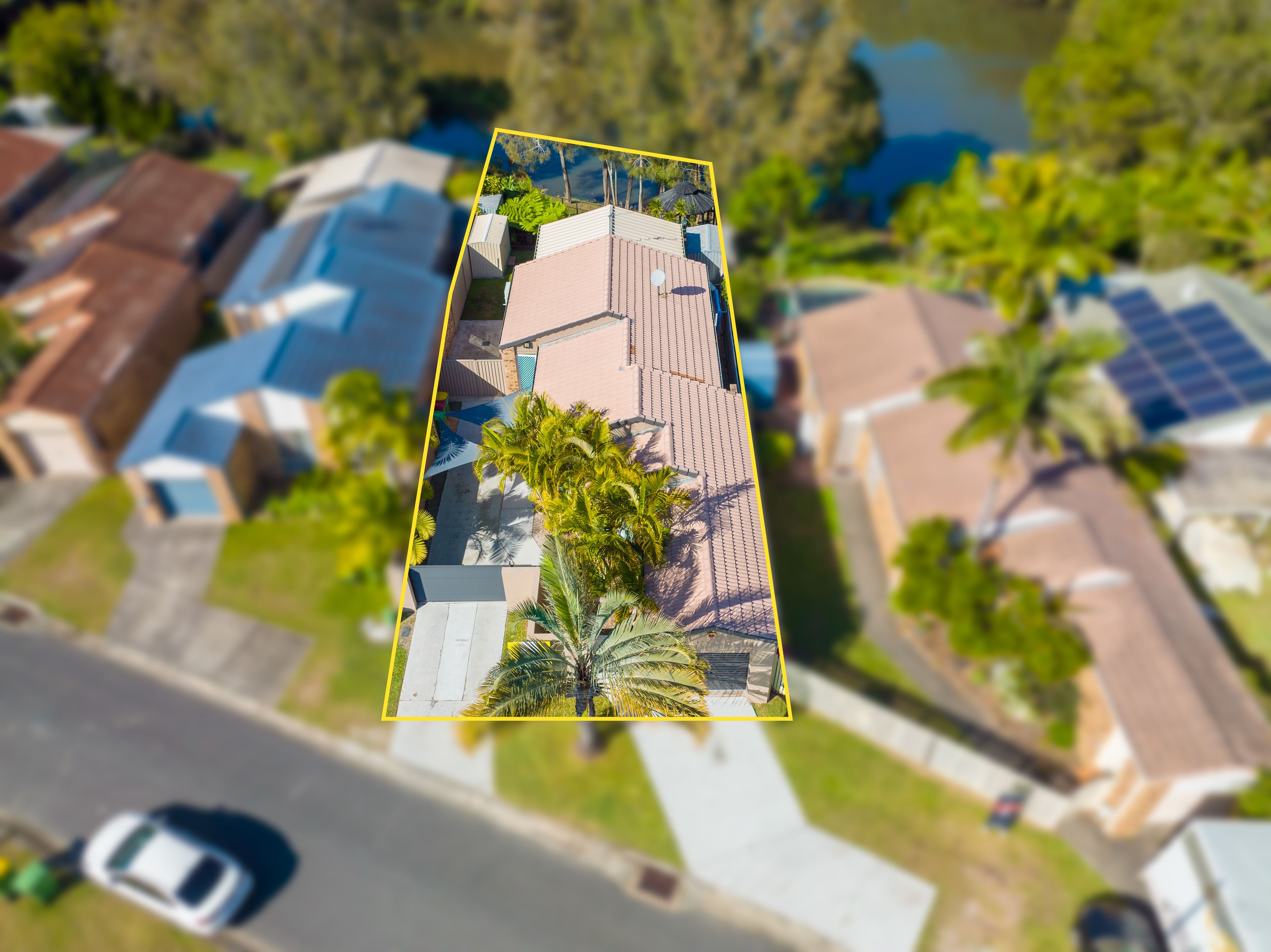 17 River Oak Drive, Helensvale QLD 4212