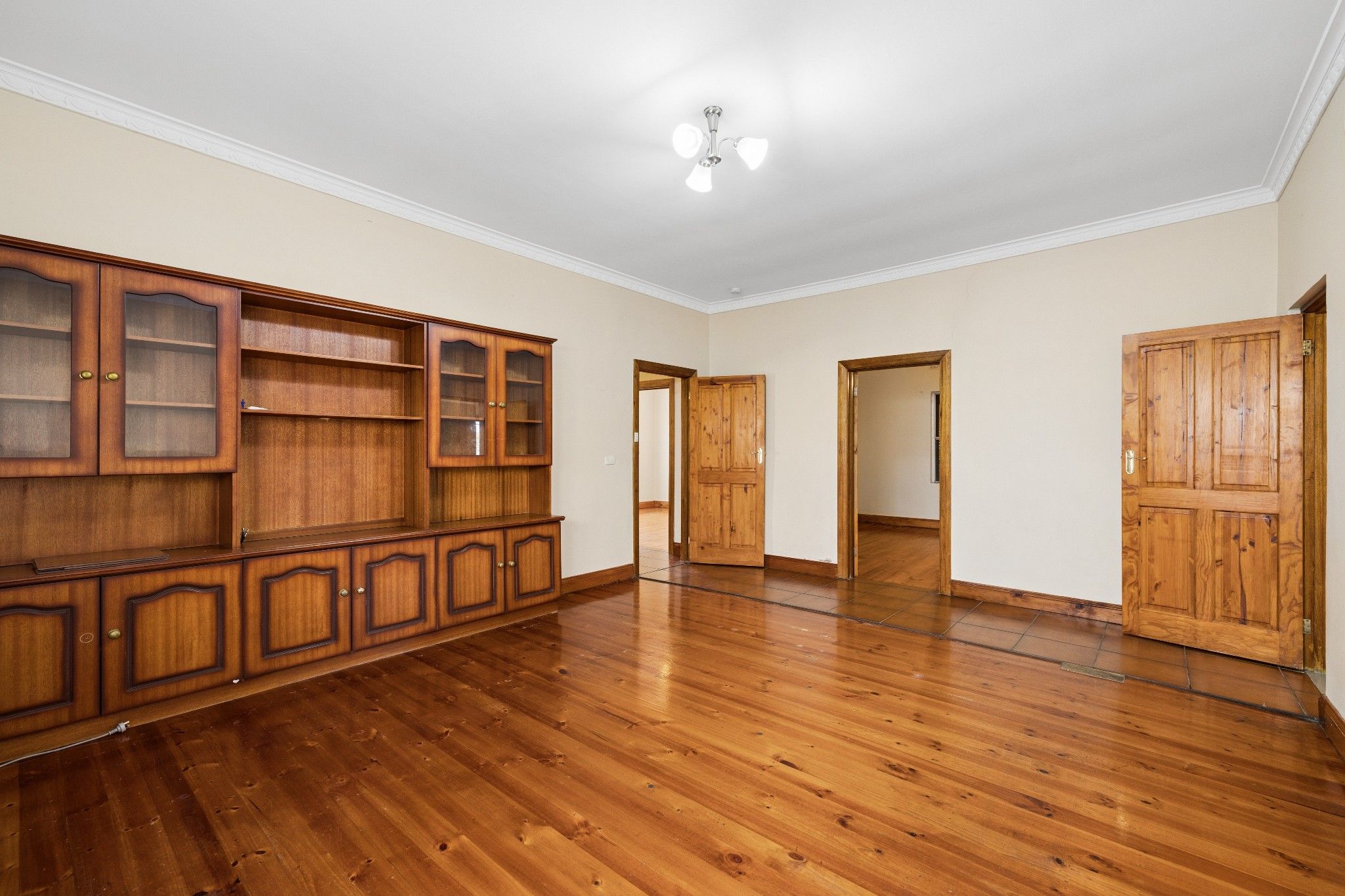 31 Seaton Terrace — photo 11 of 26