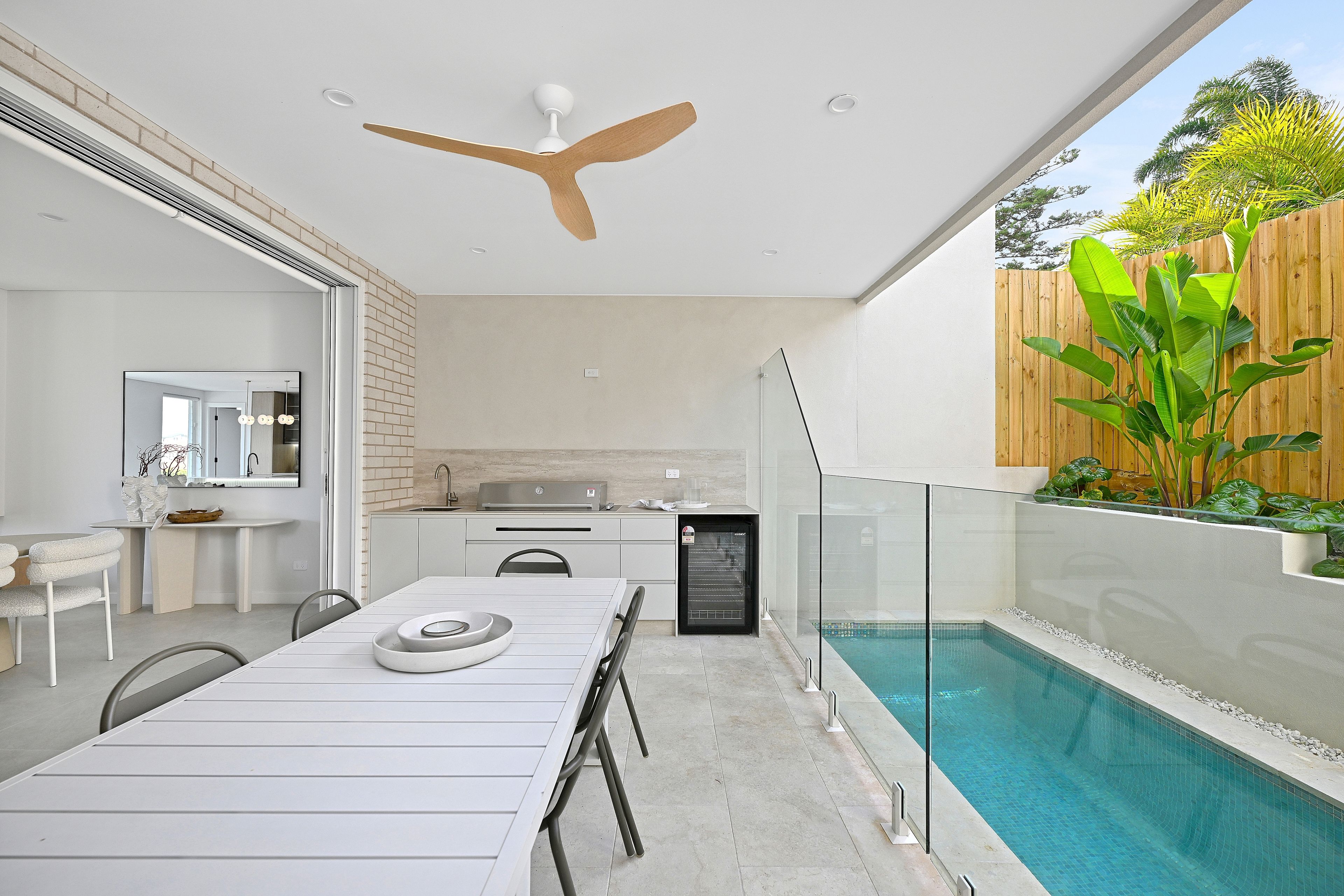 14 Camira Street — photo 11 of 26