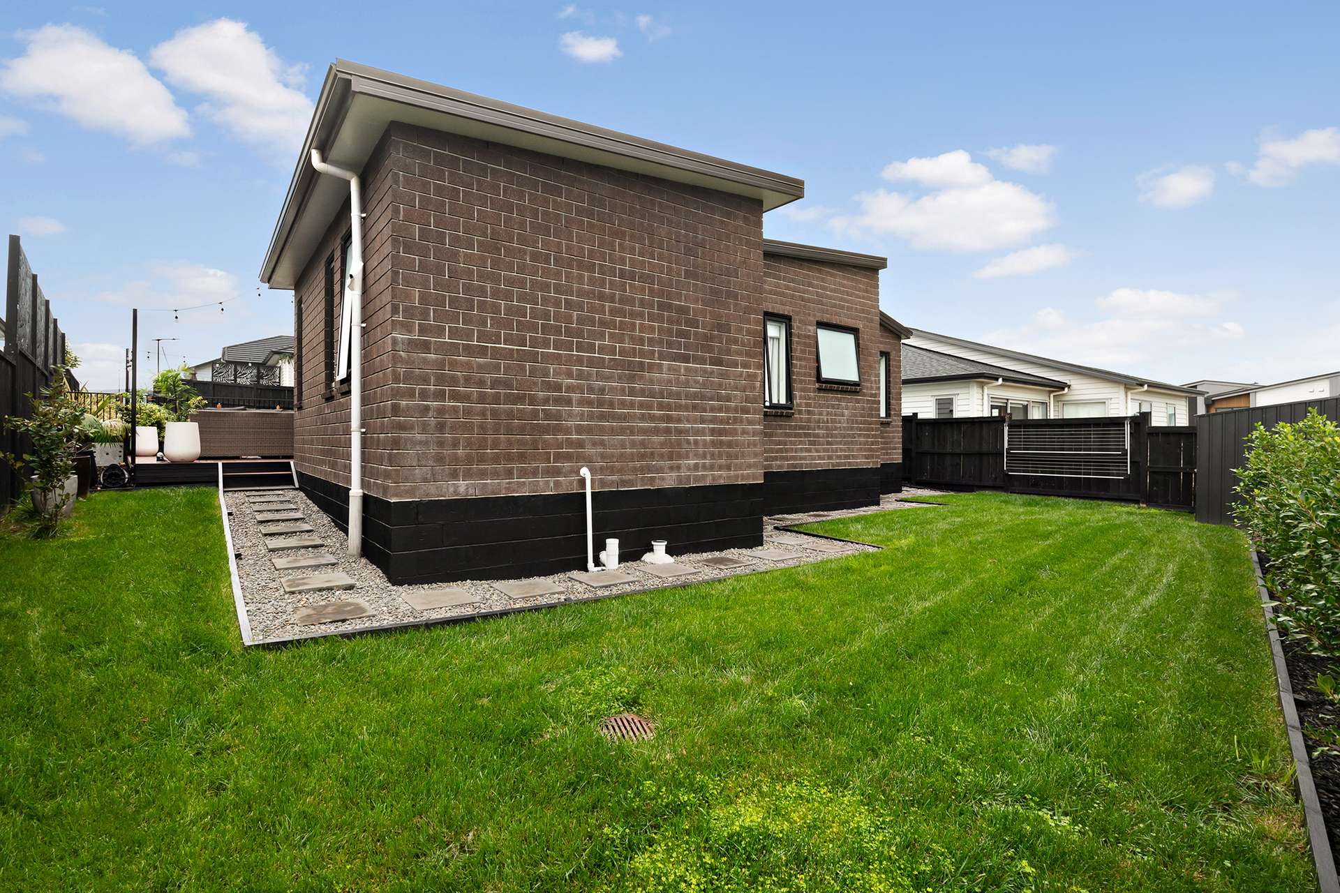 51 Maryvale Road photo 18