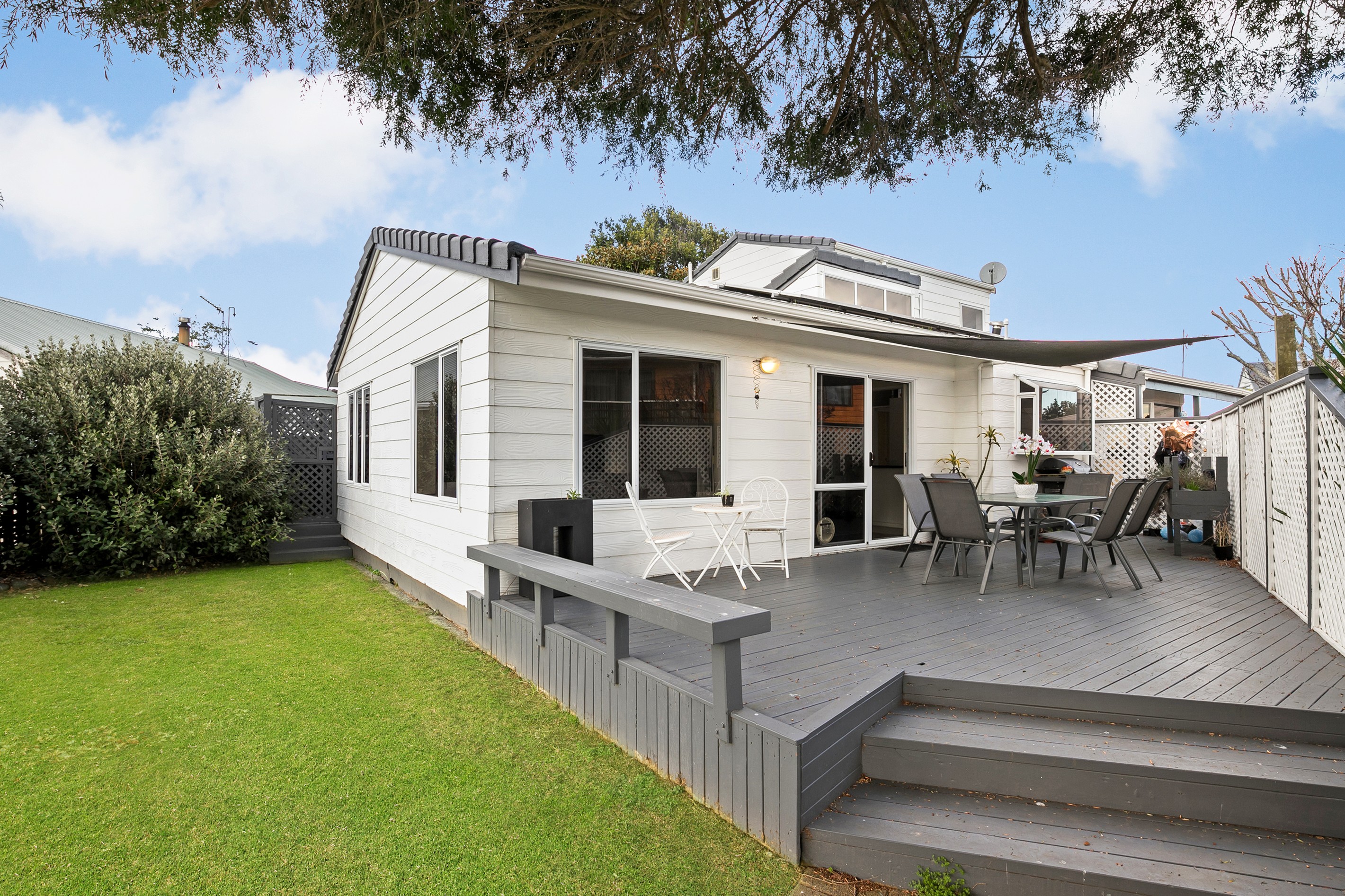 30 Hadley Wood Drive, Wattle Downs, Manukau City