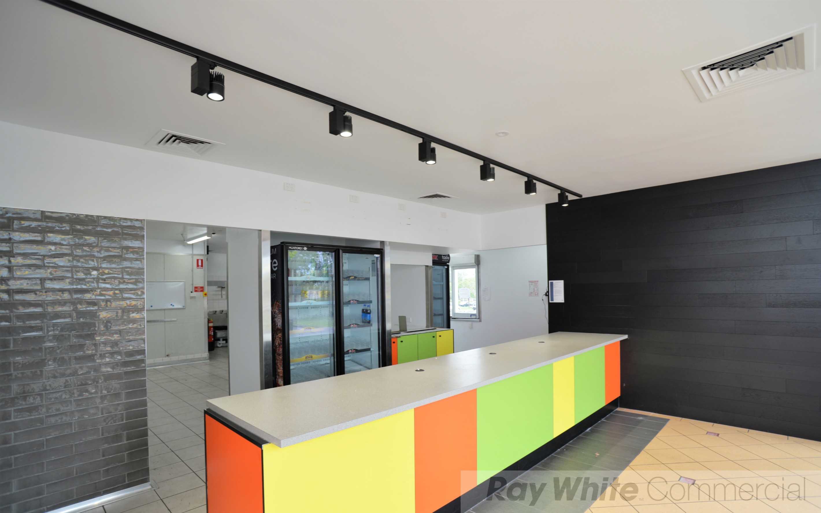 Shop 5/116-118 Wembley Road, Logan Central, QLD 4114