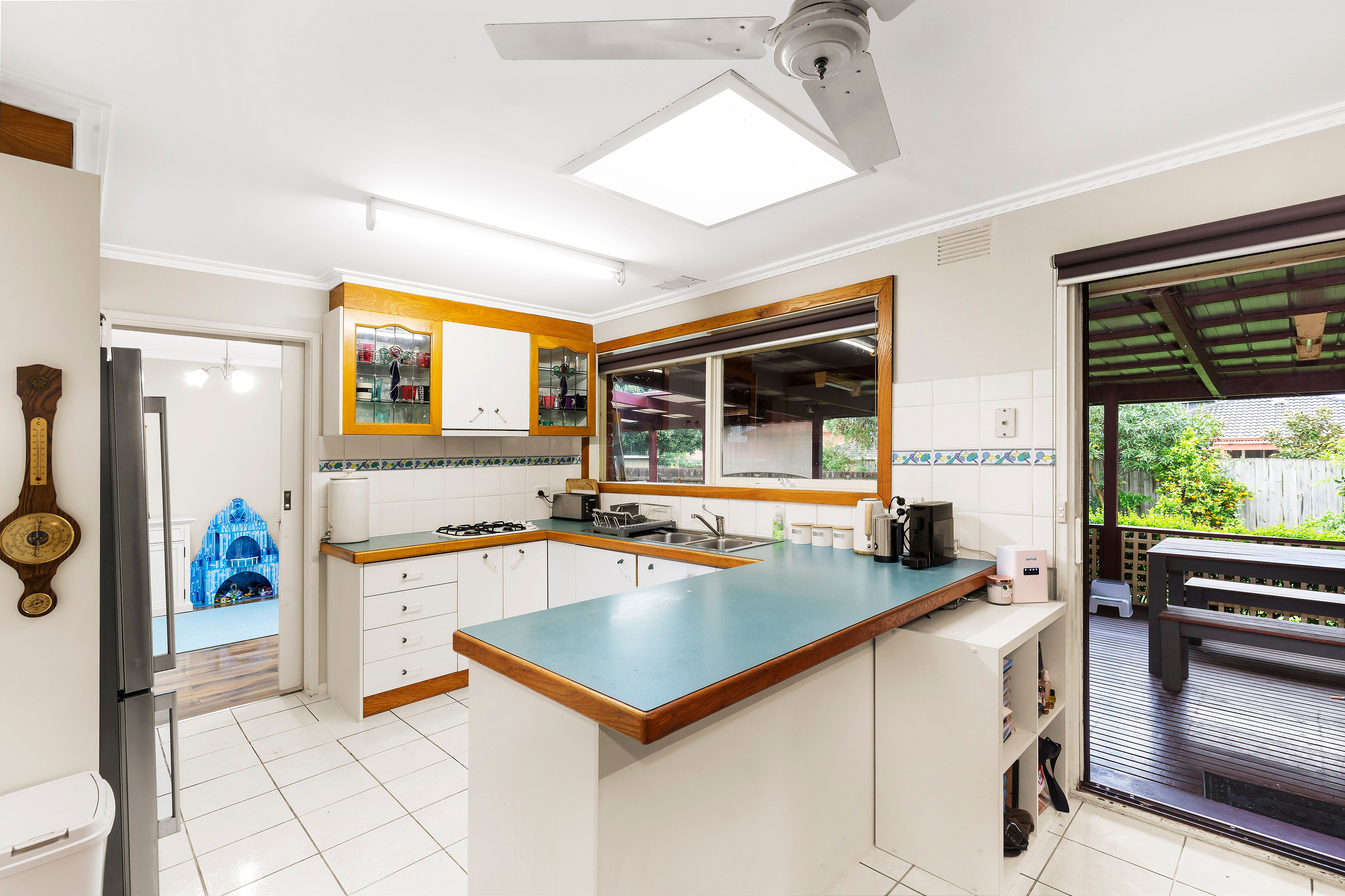 90 Wallace Road, Wantirna South, VIC 3152