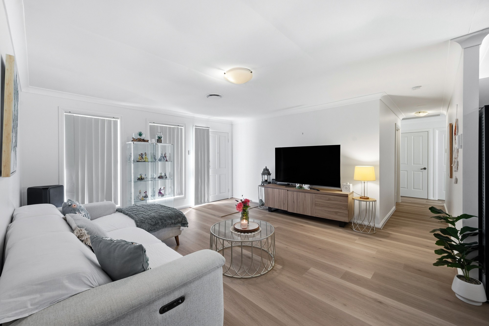 4 Windeyer Place, St Helens Park, NSW 2560