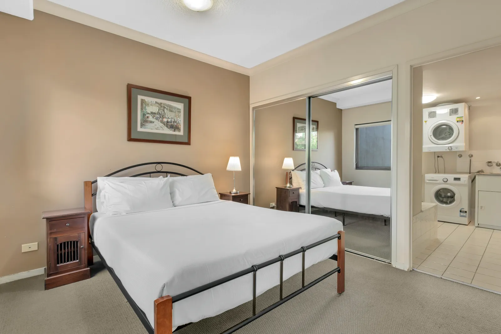 307/21 Patrick Lane, Toowong