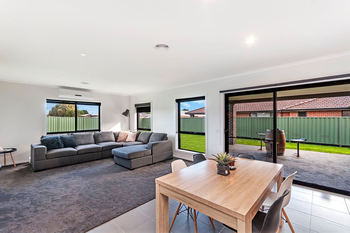 8 Keane Street, Koroit, VIC 3282