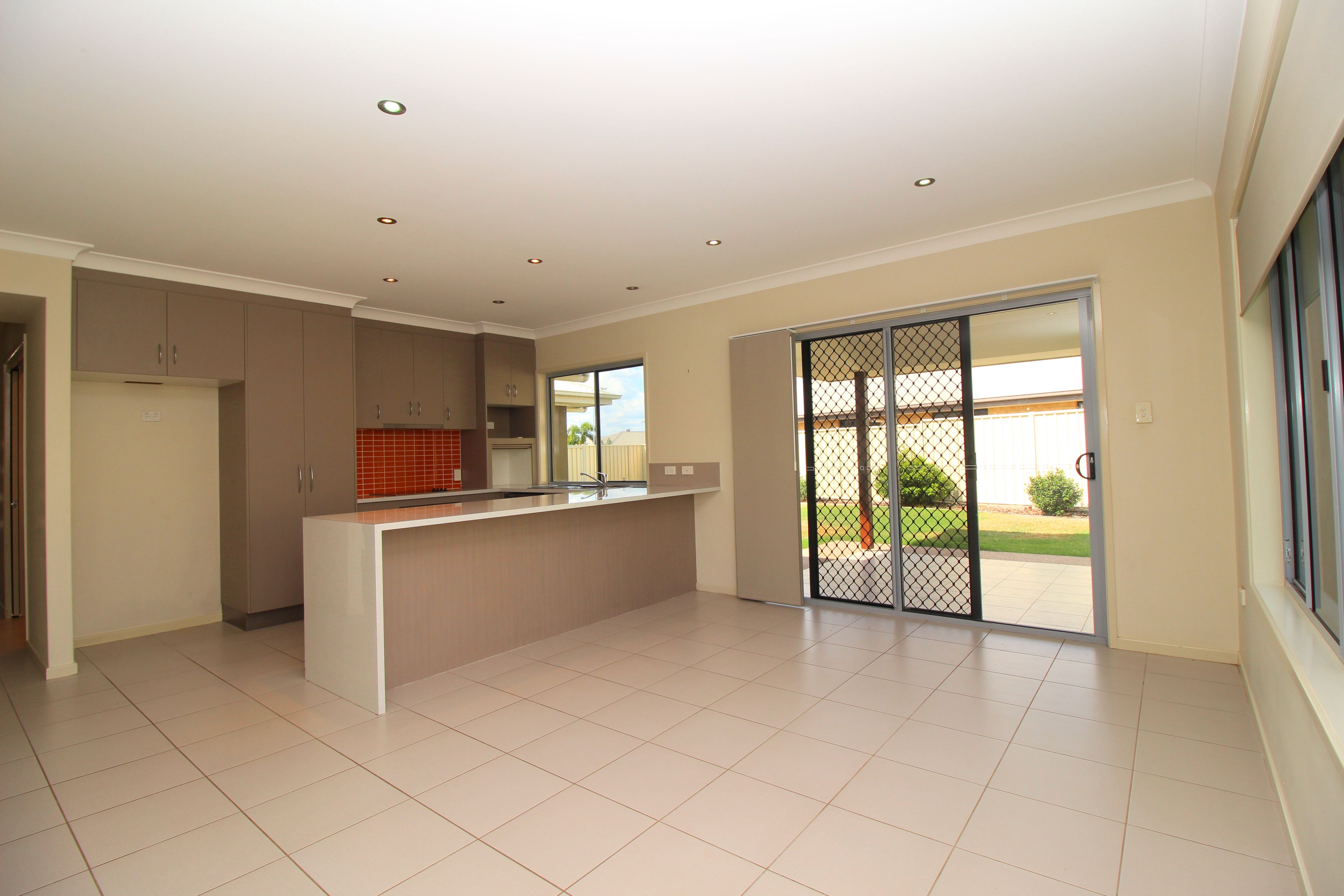 15 Berthun Street, Emerald, QLD 4720