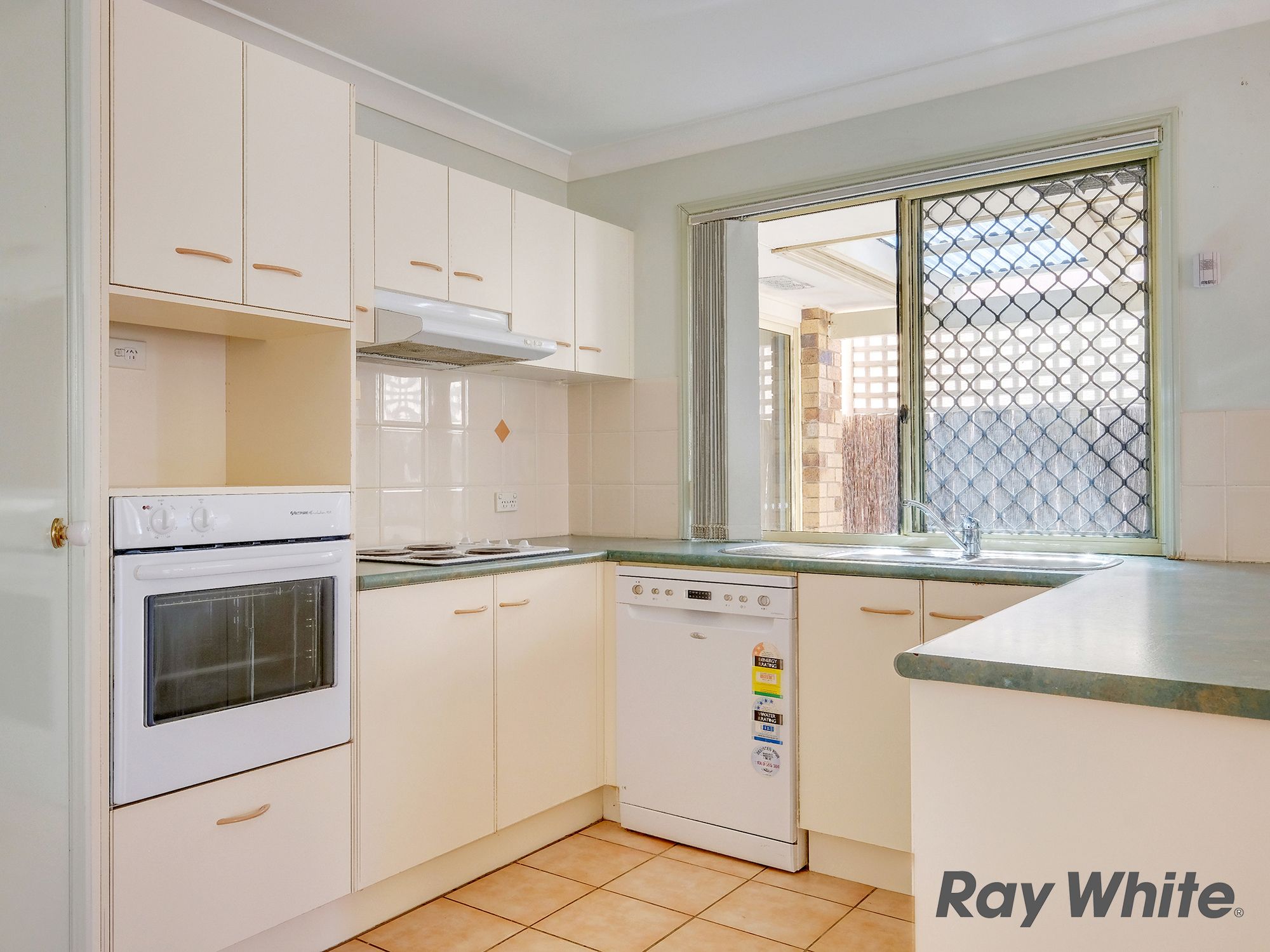 10 Harvard Place, Forest Lake, QLD 4078