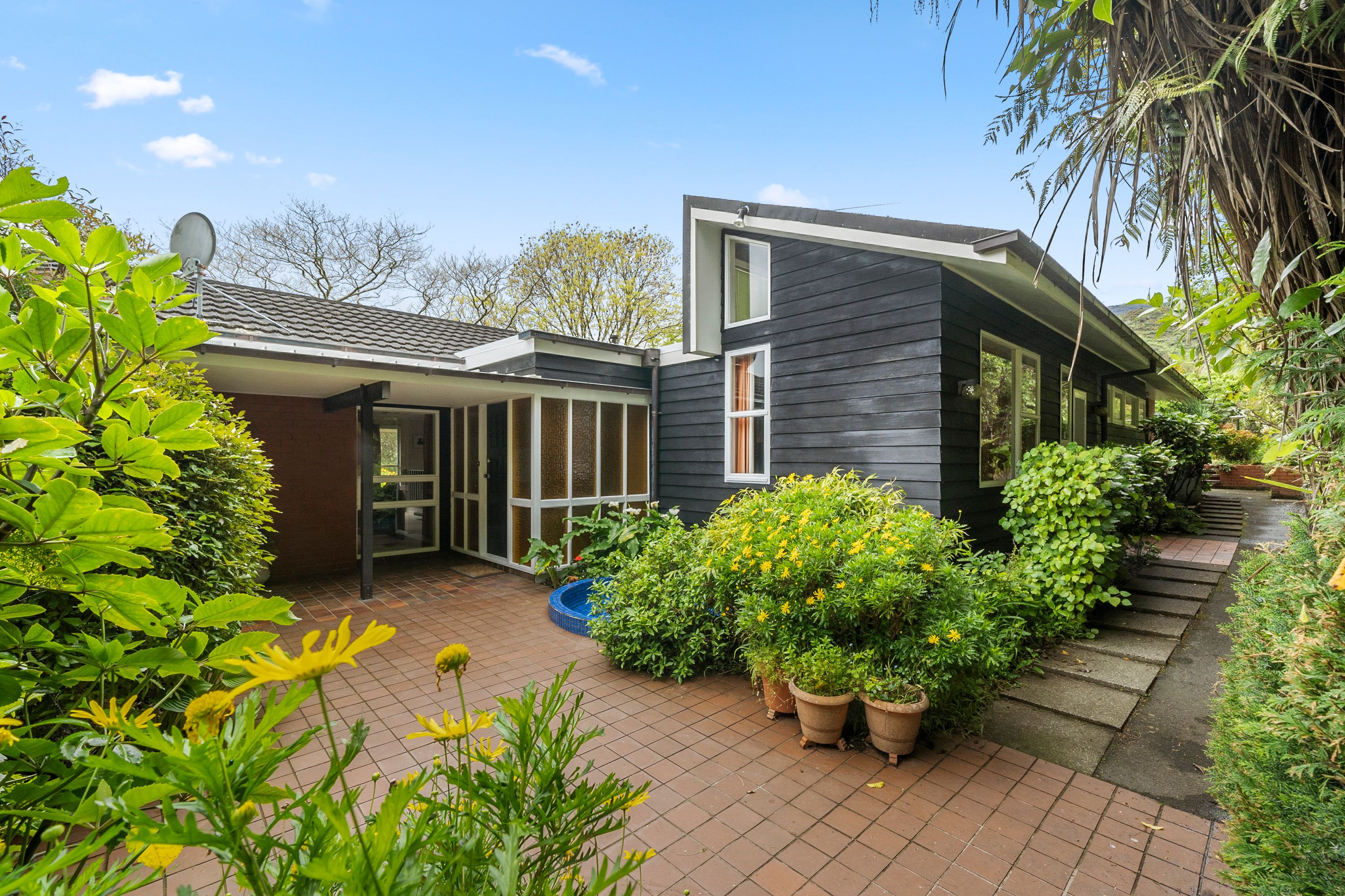 128 Hine Road, Wainuiomata, Lower Hutt City