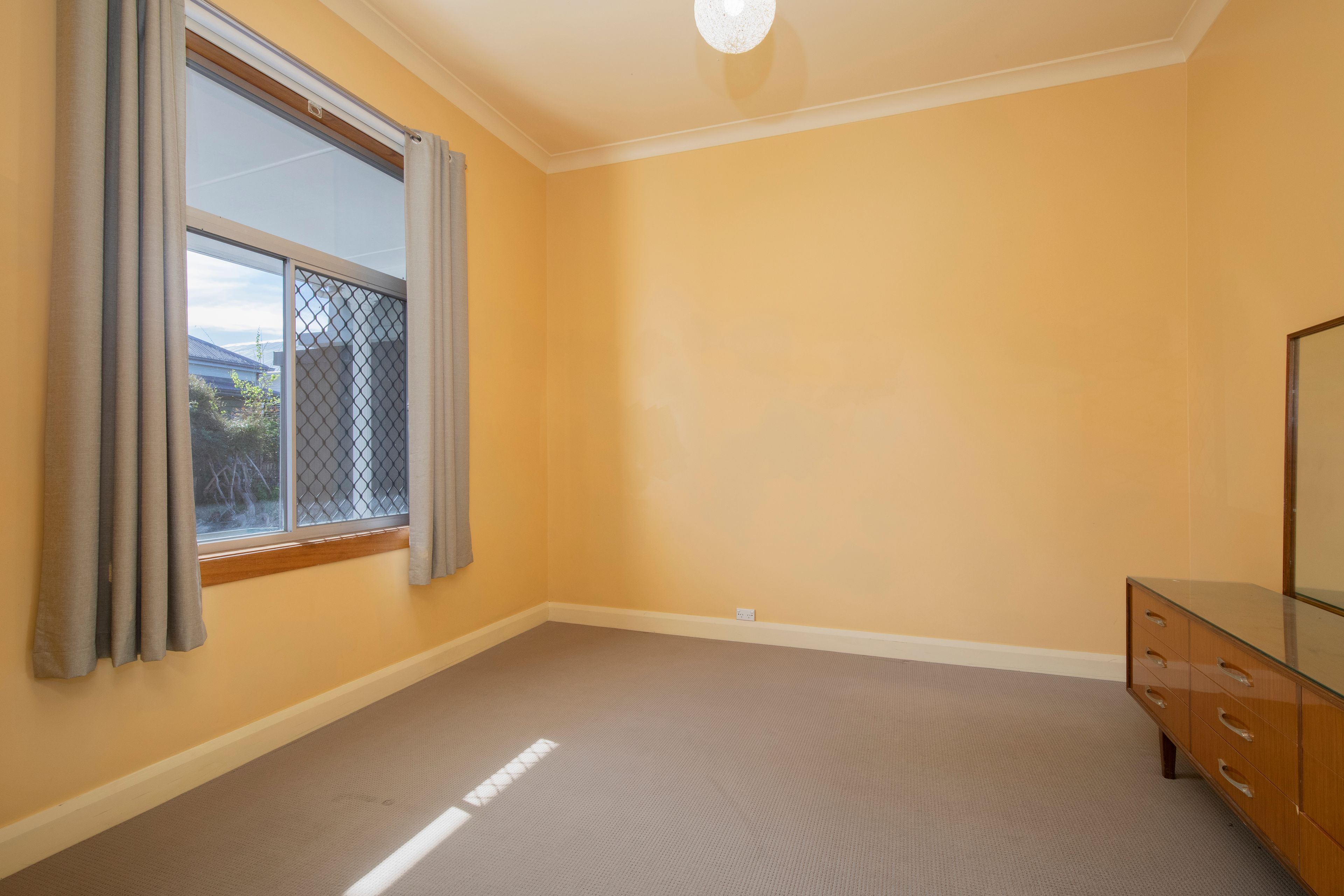19 Omara Street — photo 5 of 14
