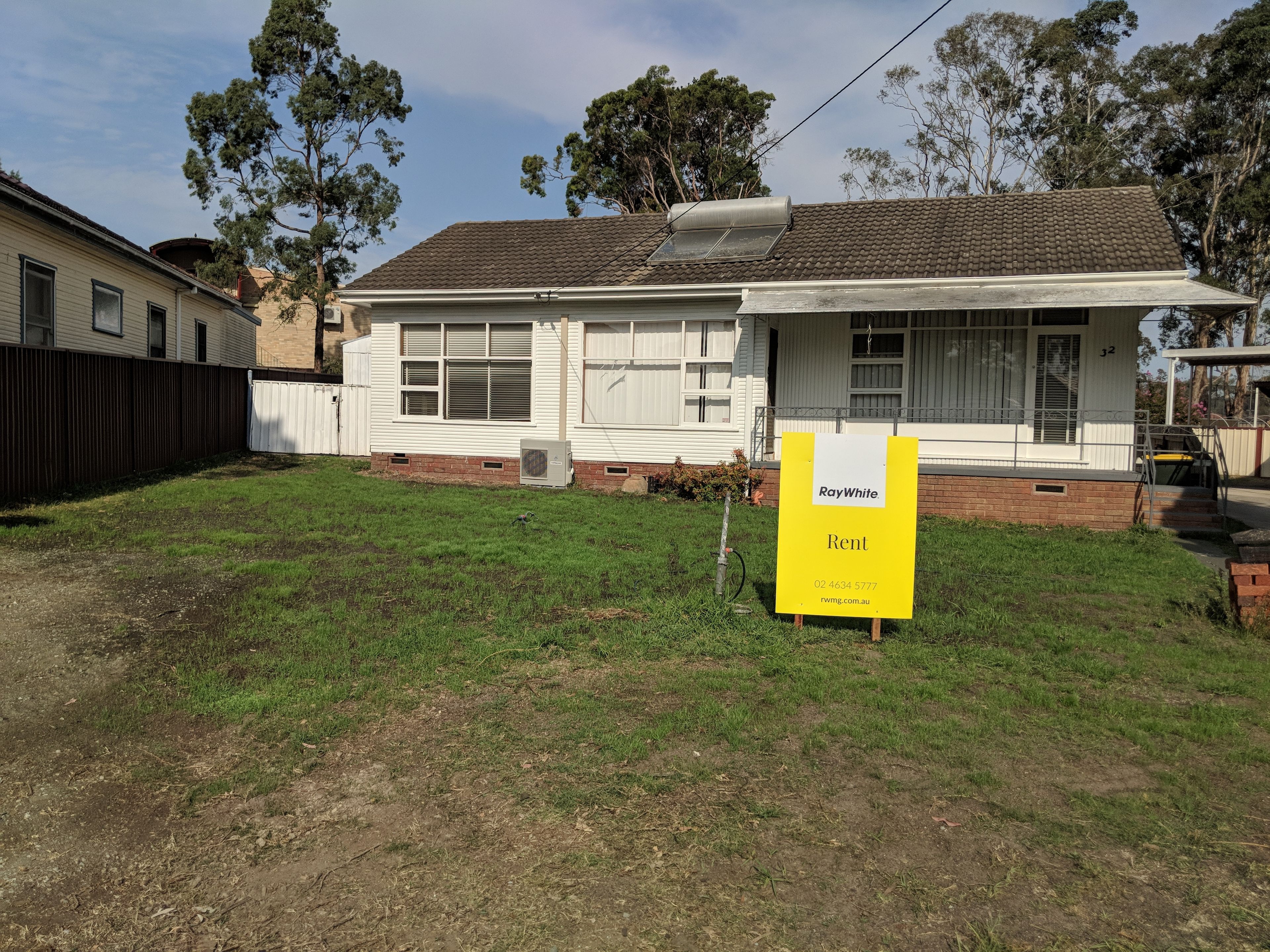 32 Matthews Square, Ingleburn, NSW 2565