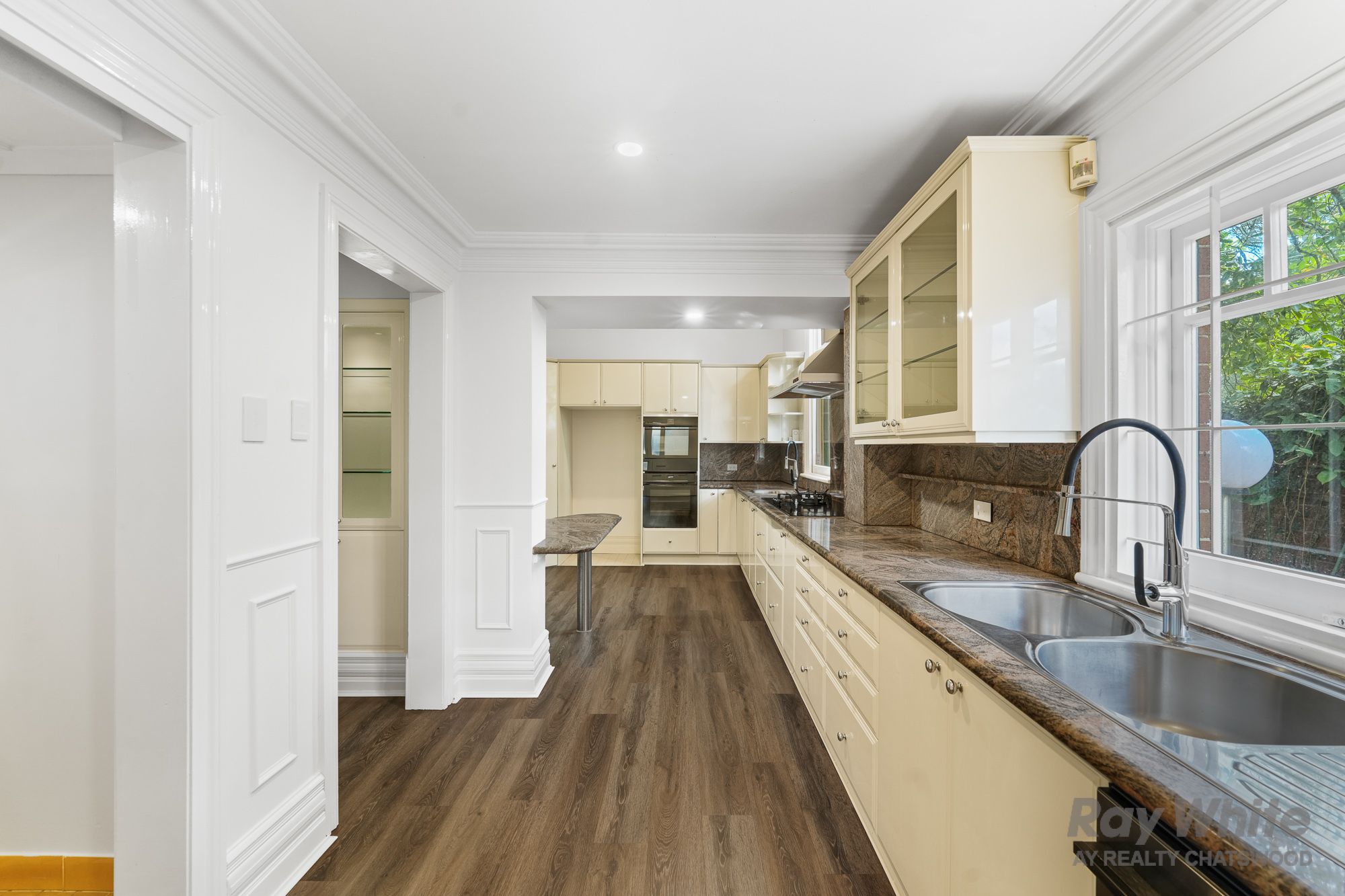 30 Edgar Street — photo 9 of 12