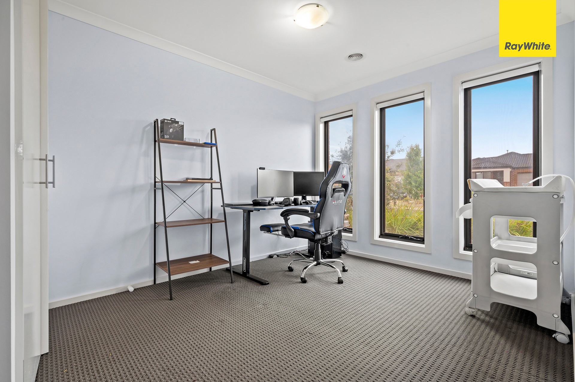 25 Robinson Drive, WEIR VIEWS, VIC 3338