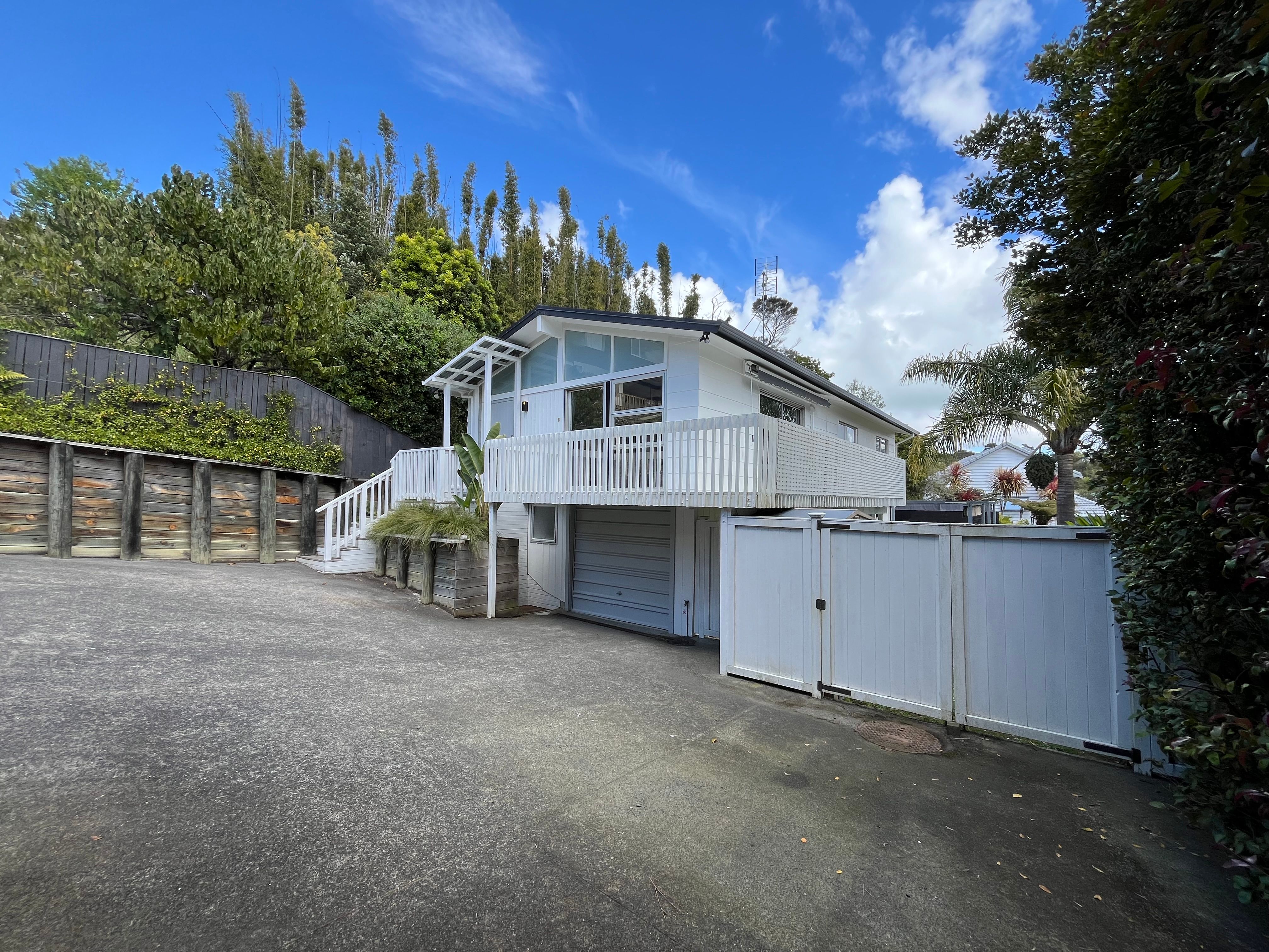 8 Paris Place, Birkenhead, North Shore City