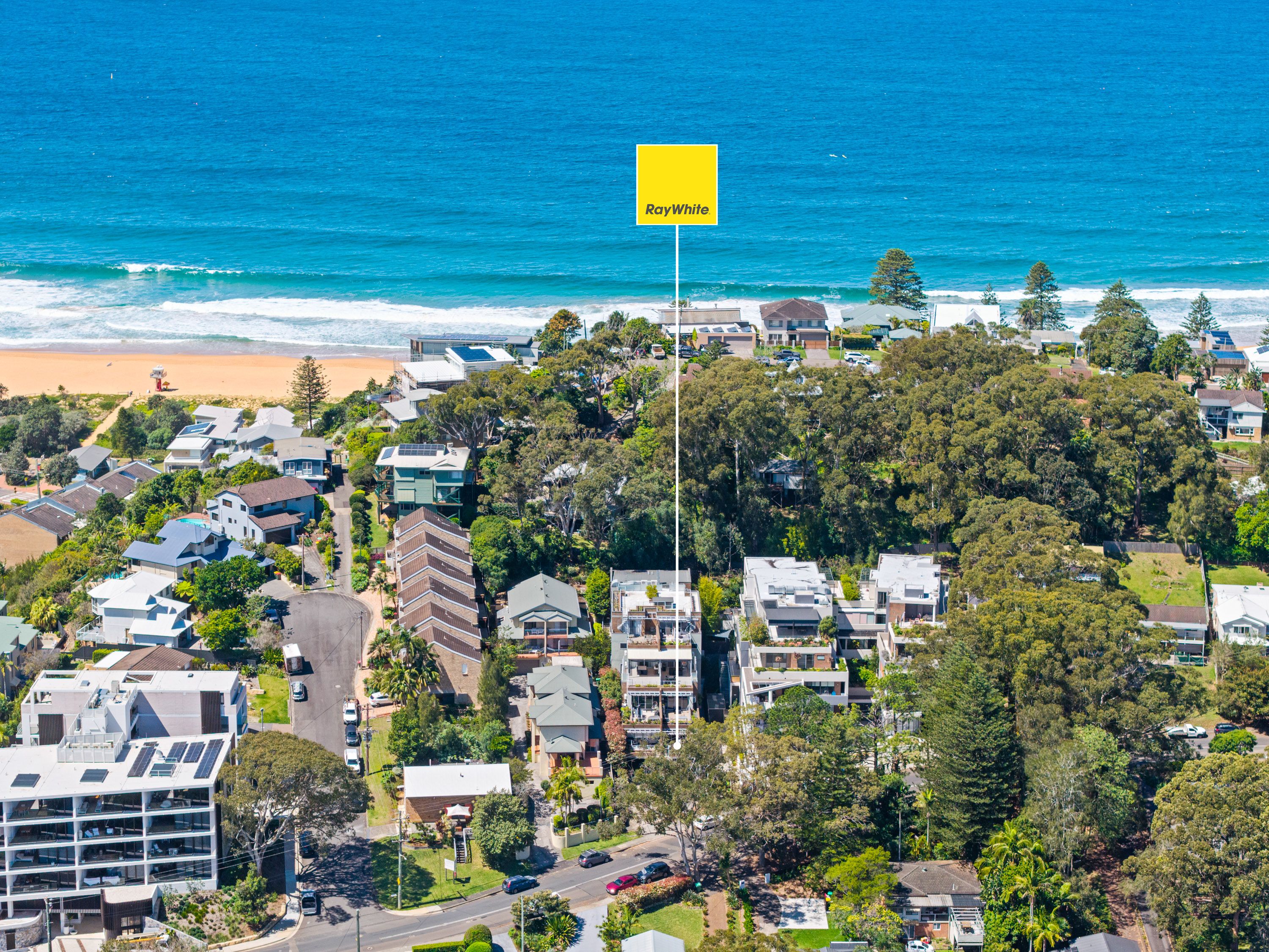 2/12 Cape Three Points Road — photo 7 of 12