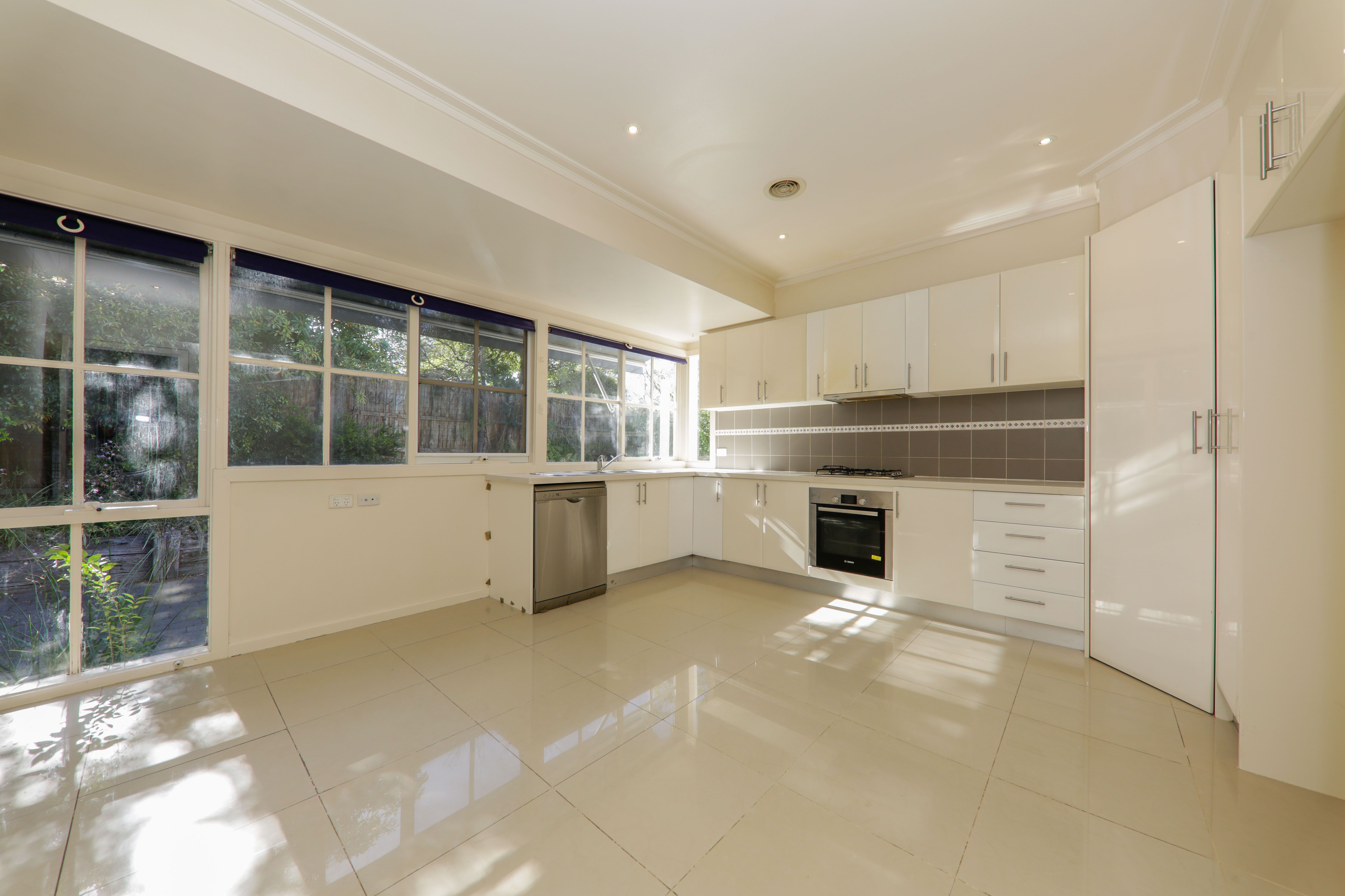 2 Keats Street, Burwood East, VIC 3151