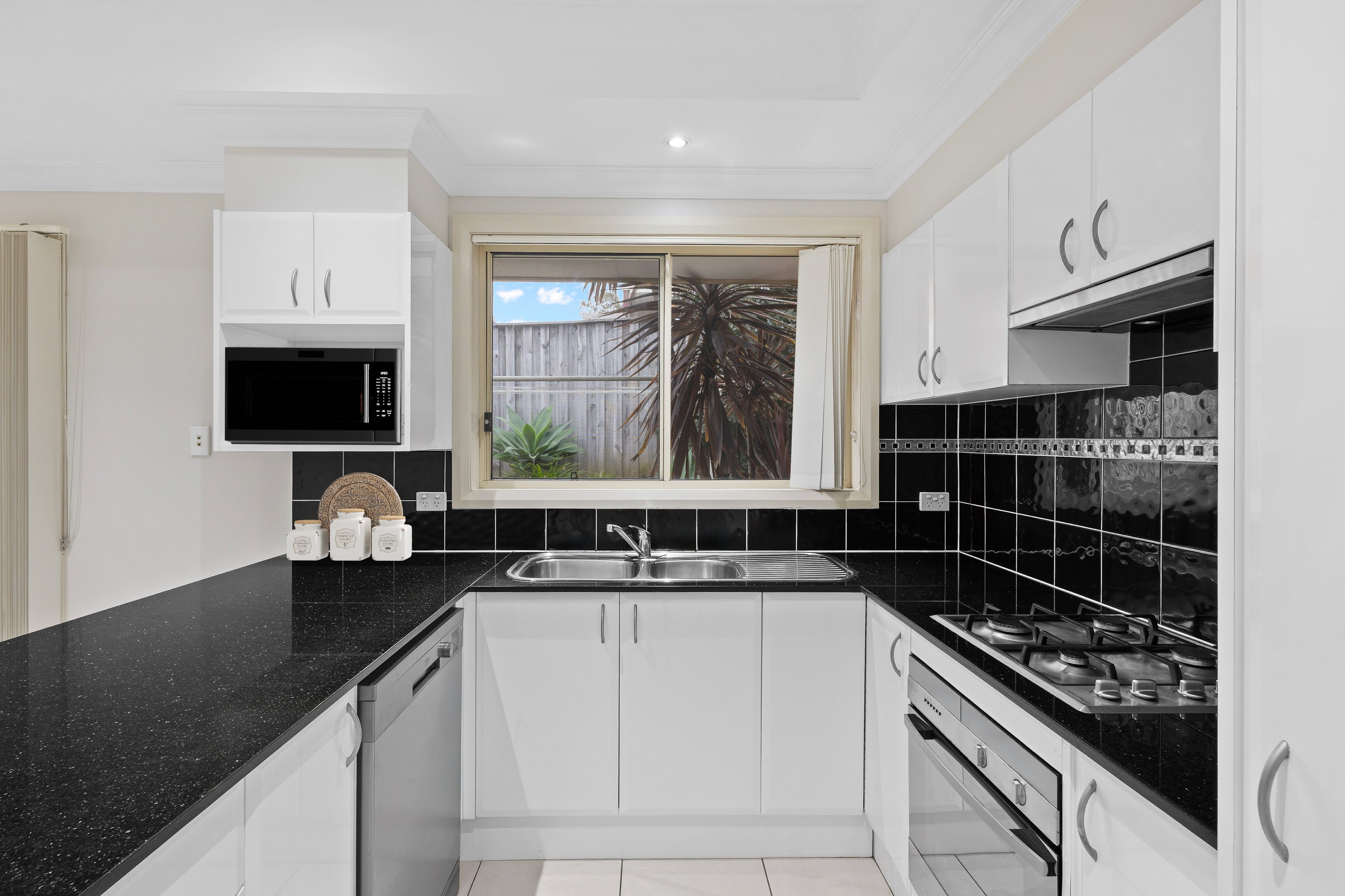 2/100 Agincourt Road, Marsfield, NSW 2122