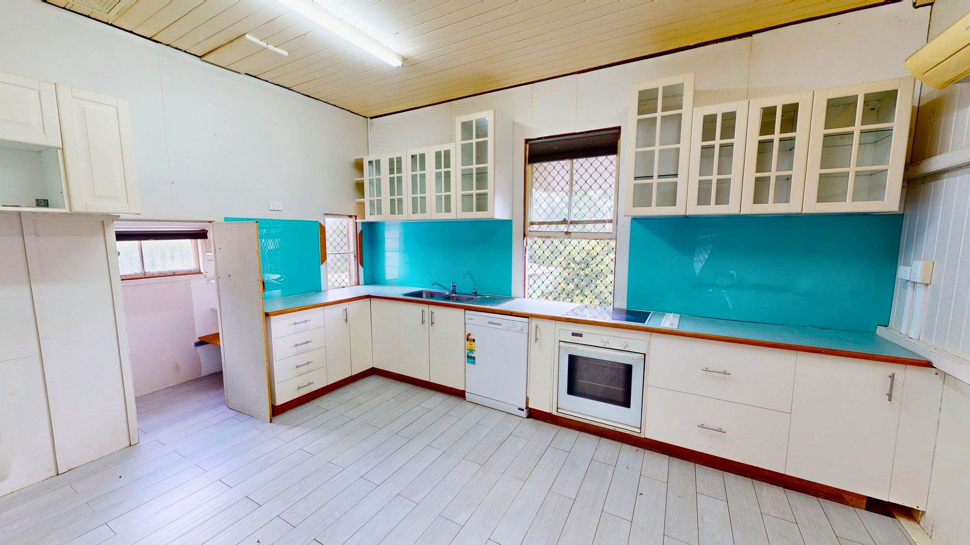 19 Dalgangal Road, Gayndah, QLD 4625