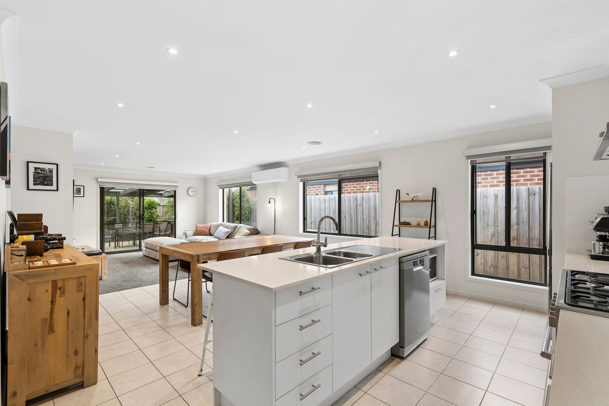 21 Badminton Court, Marshall, VIC 3216
