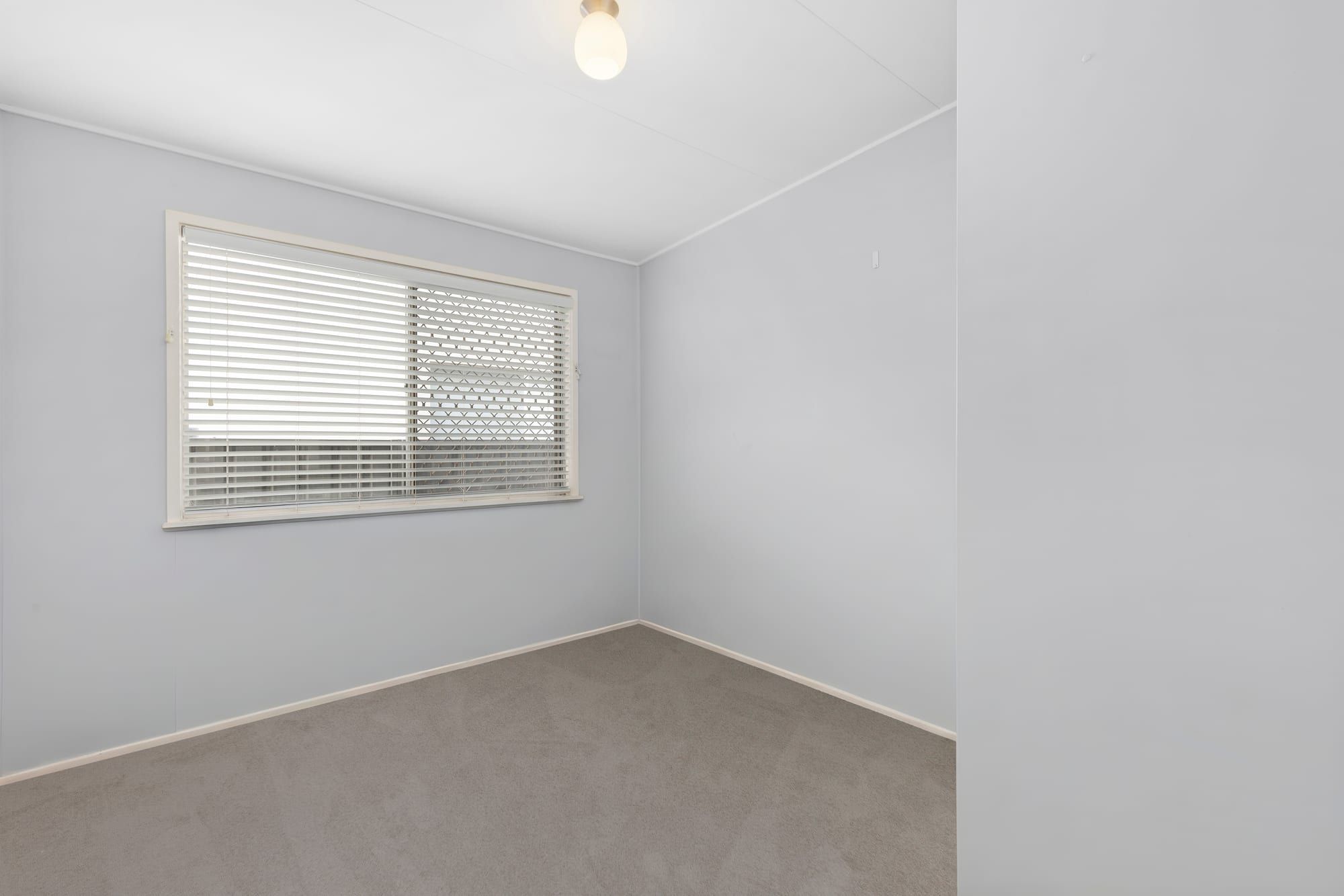 39 Fawkner Street — photo 7 of 13