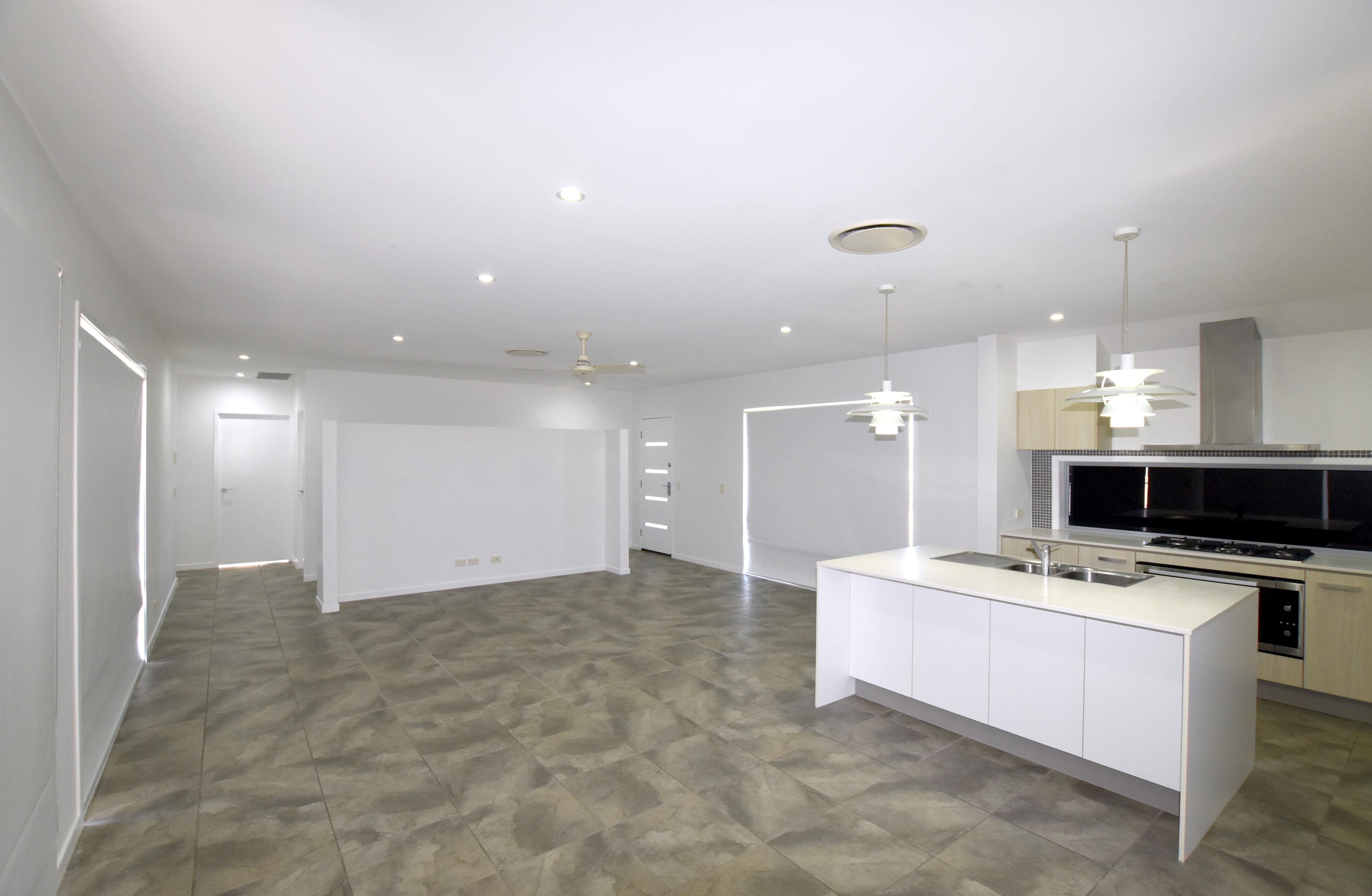 128 Emmadale Drive, New Auckland, QLD 4680