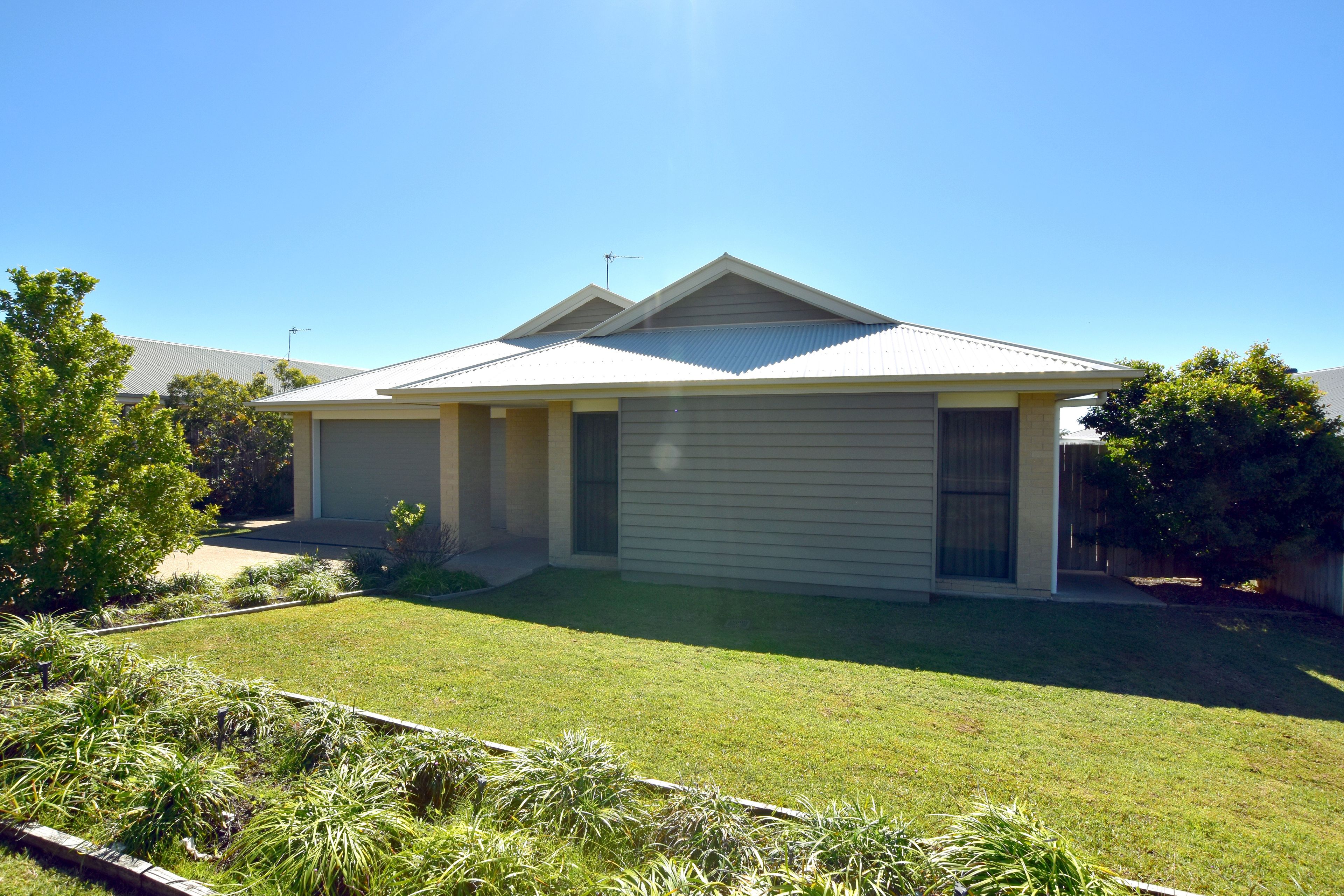114 Emmadale Drive, New Auckland, QLD 4680