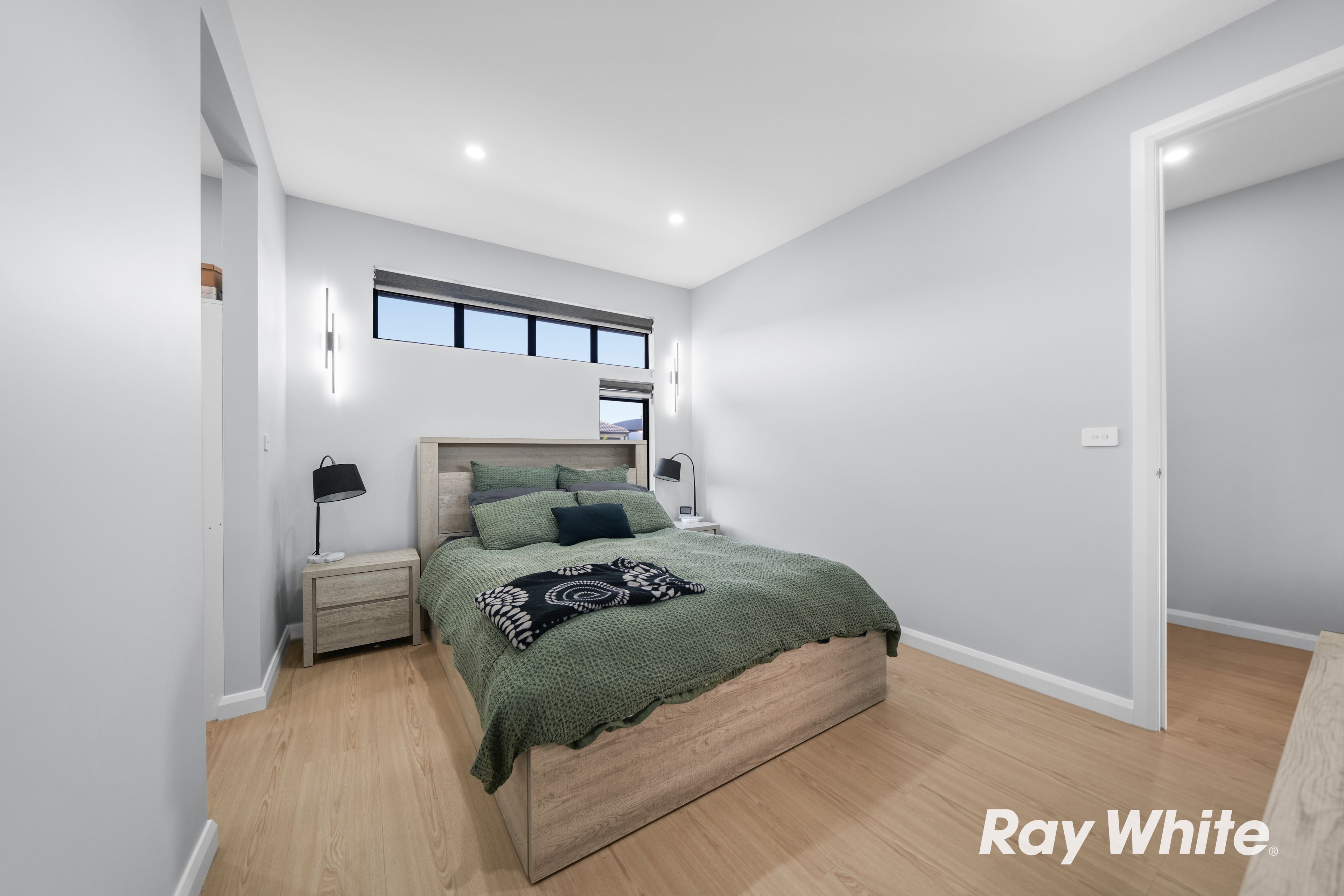 61 Brown Boulevard — photo 11 of 17