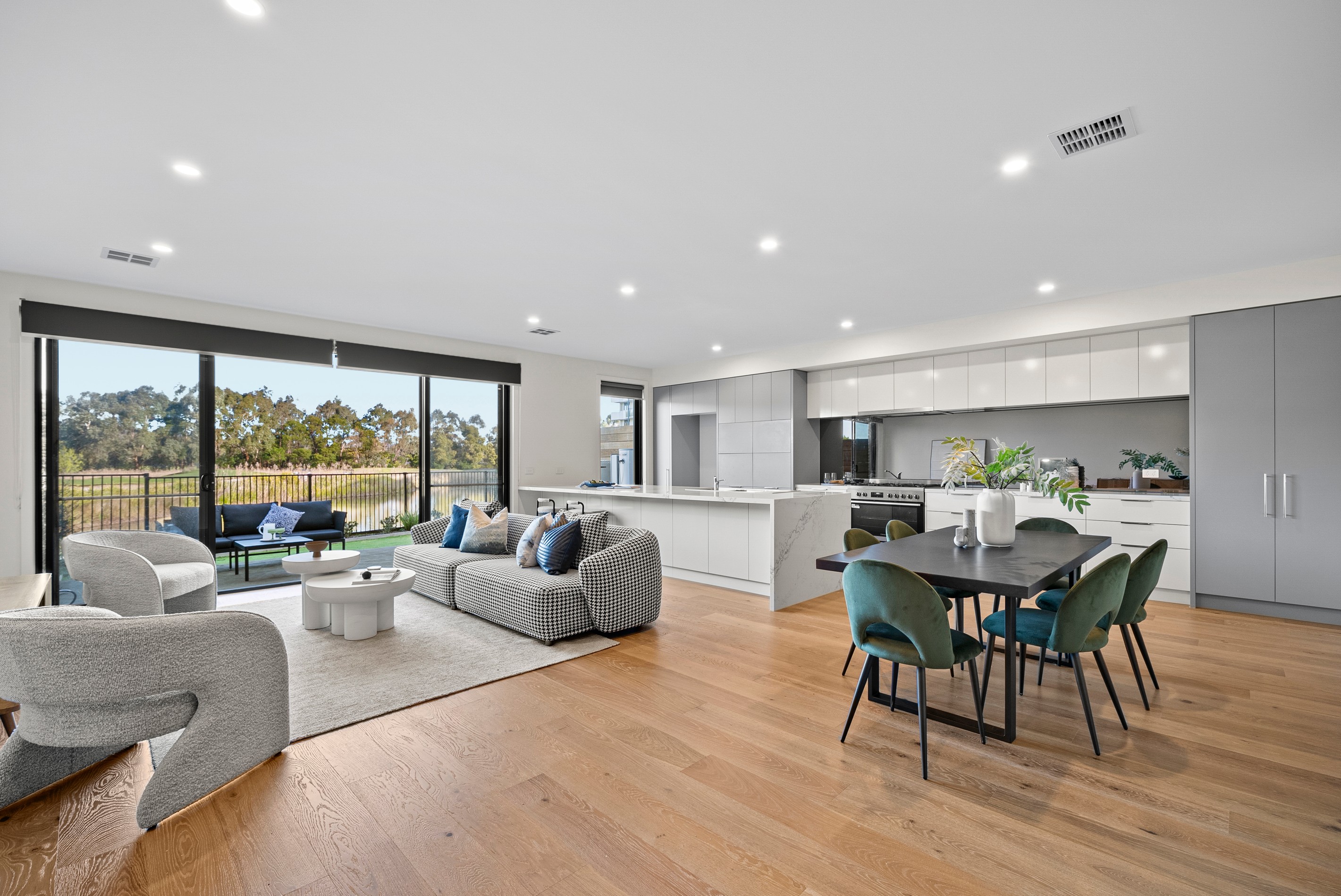 26 Emica Parade, Knoxfield, VIC 3180