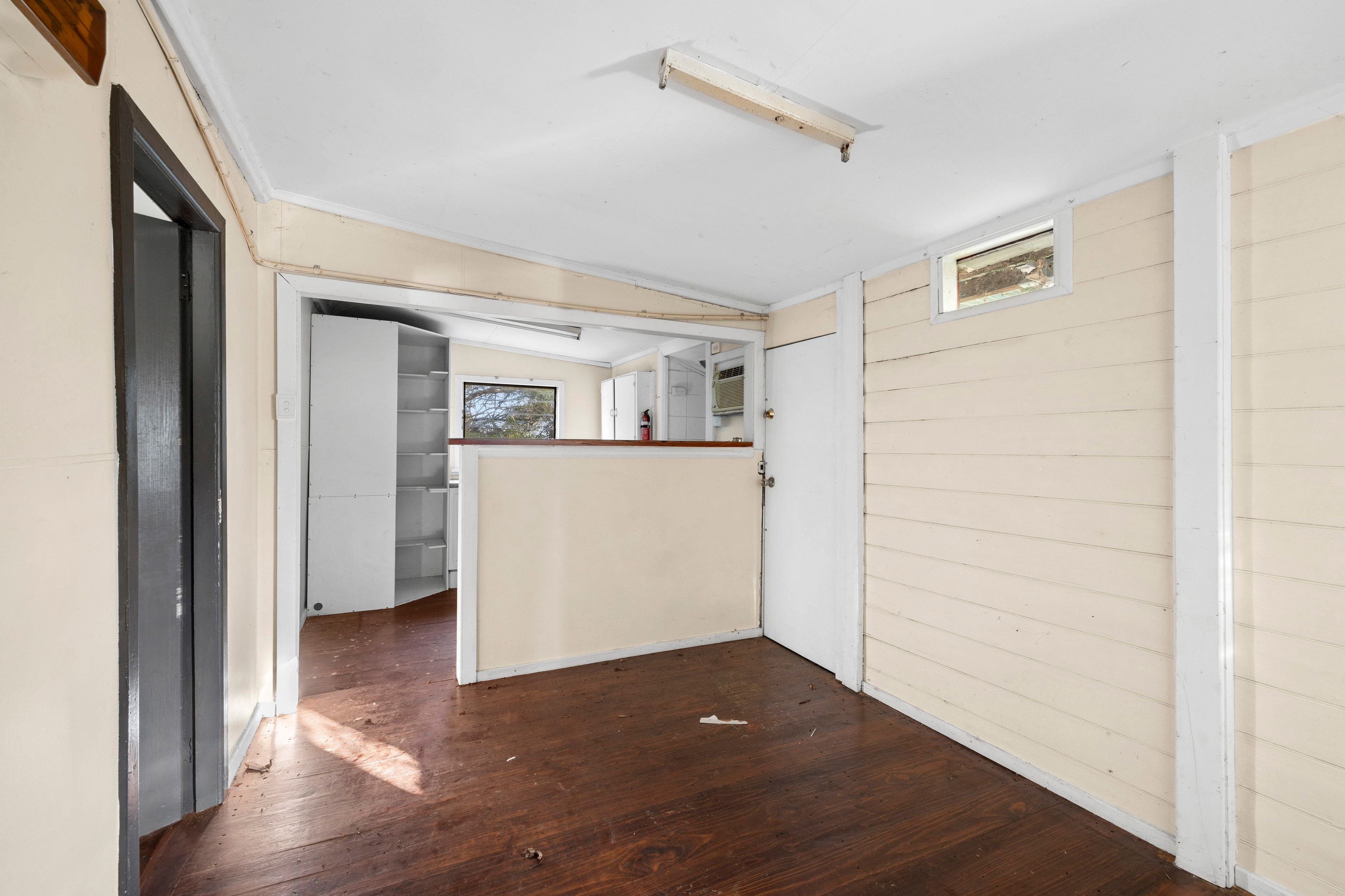77 Ebden Street — photo 8 of 13