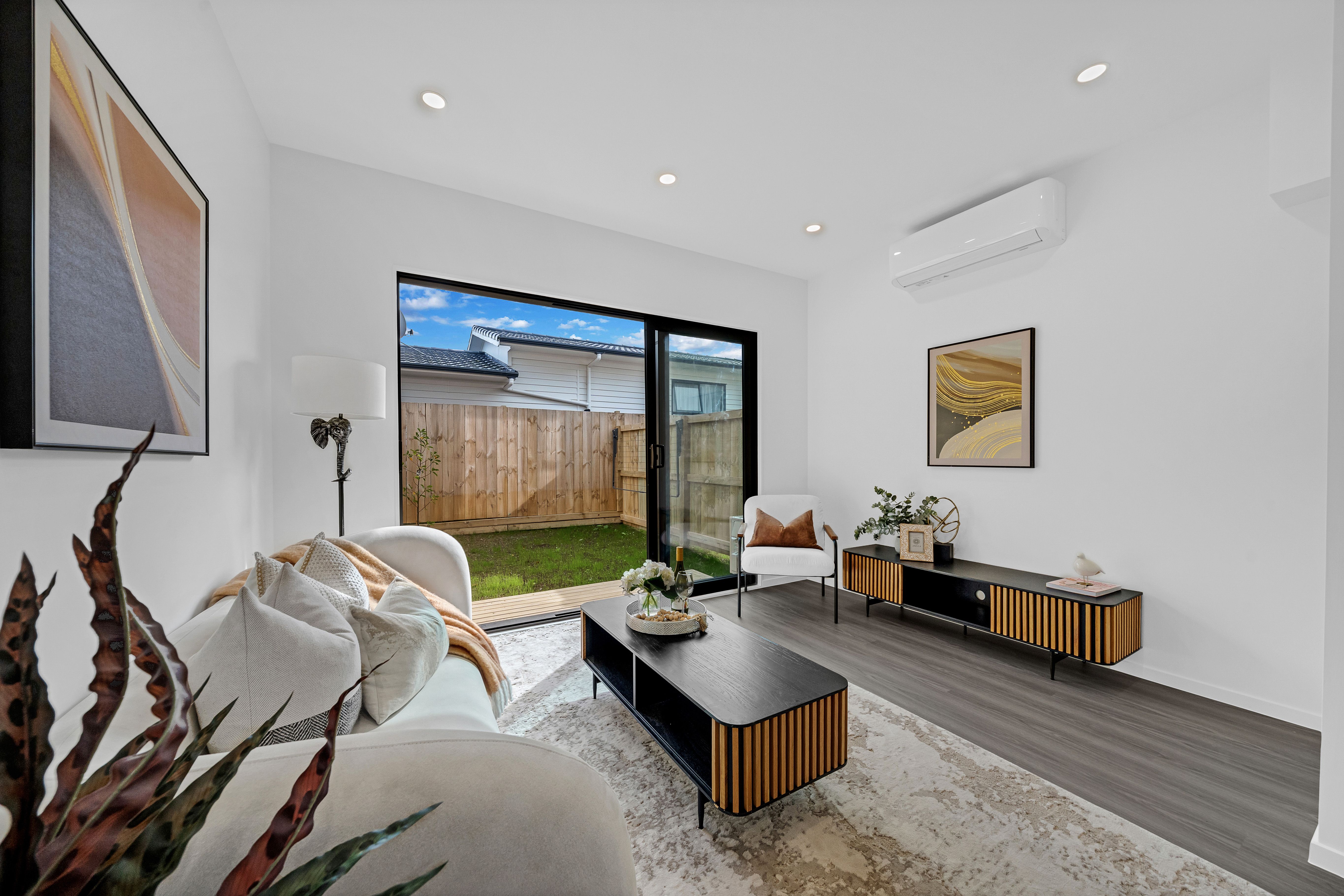 4/14 Montmere Avenue, Te Atatu Peninsula, Waitakere City