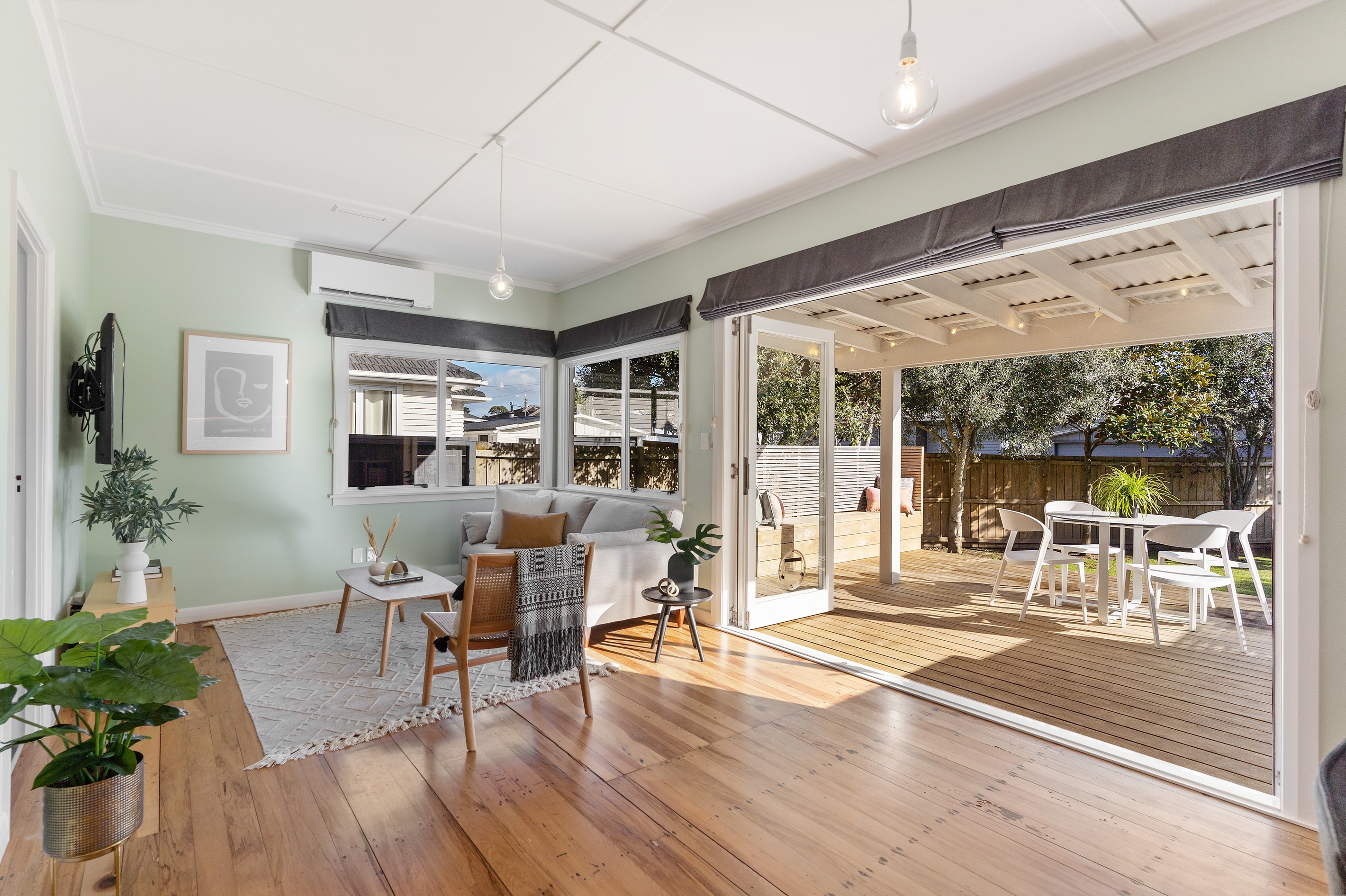 210 Beach Haven Road, Beach Haven, North Shore City