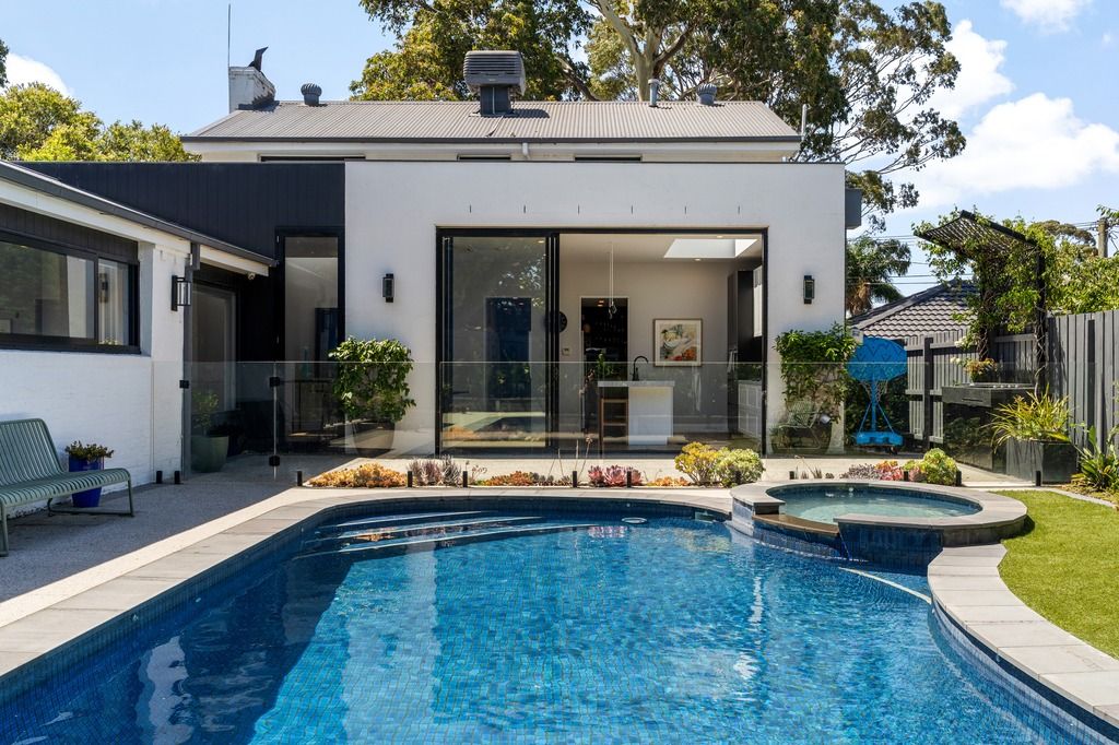 12 Maxine Court, Mentone VIC 3194