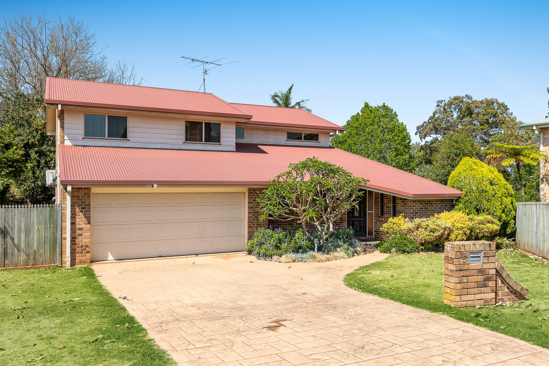 5 Millbrook Close, Rangeville, QLD 4350 - Leased House - Ray White ...