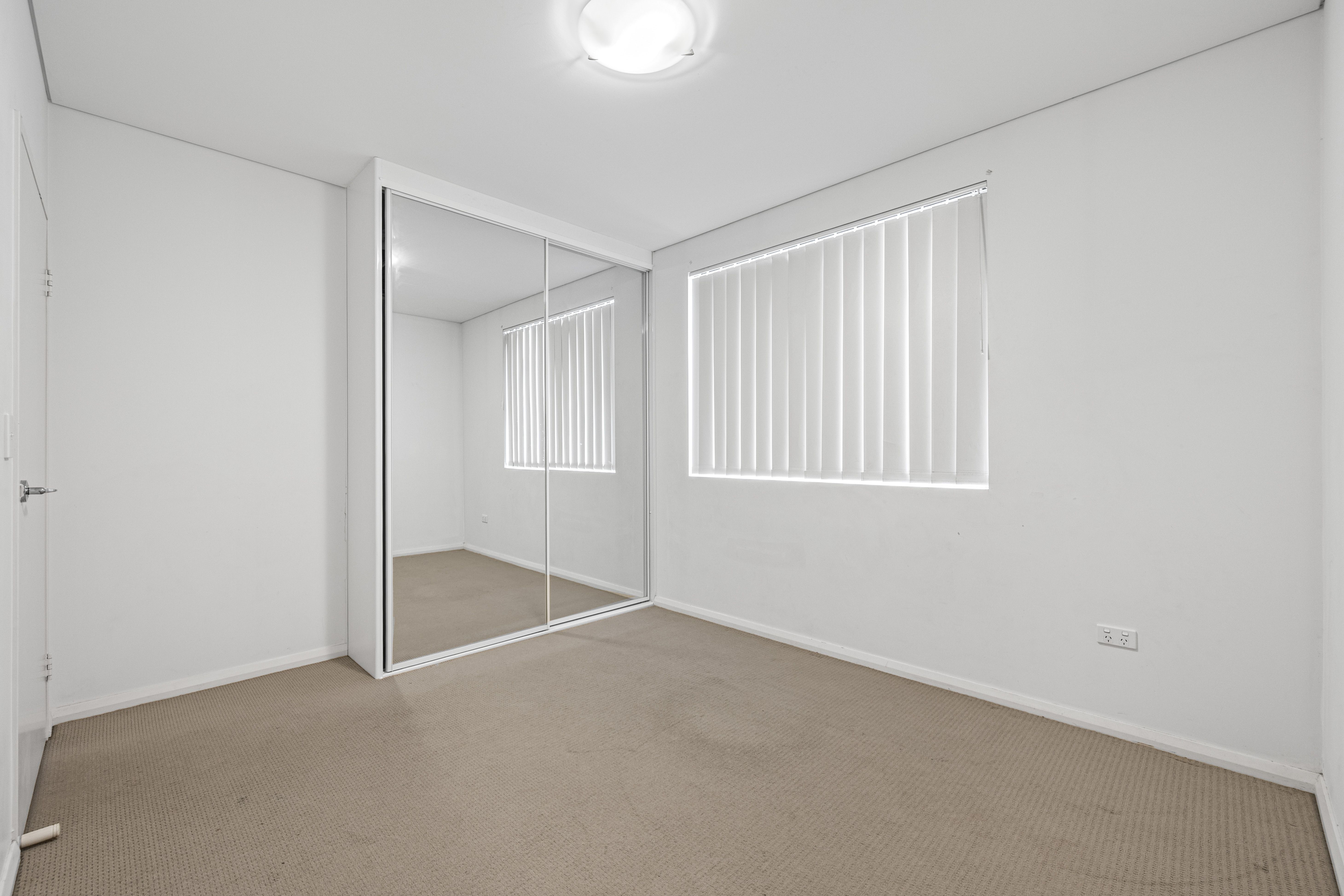 87/56 Lakeside Parade, Jordan Springs, NSW