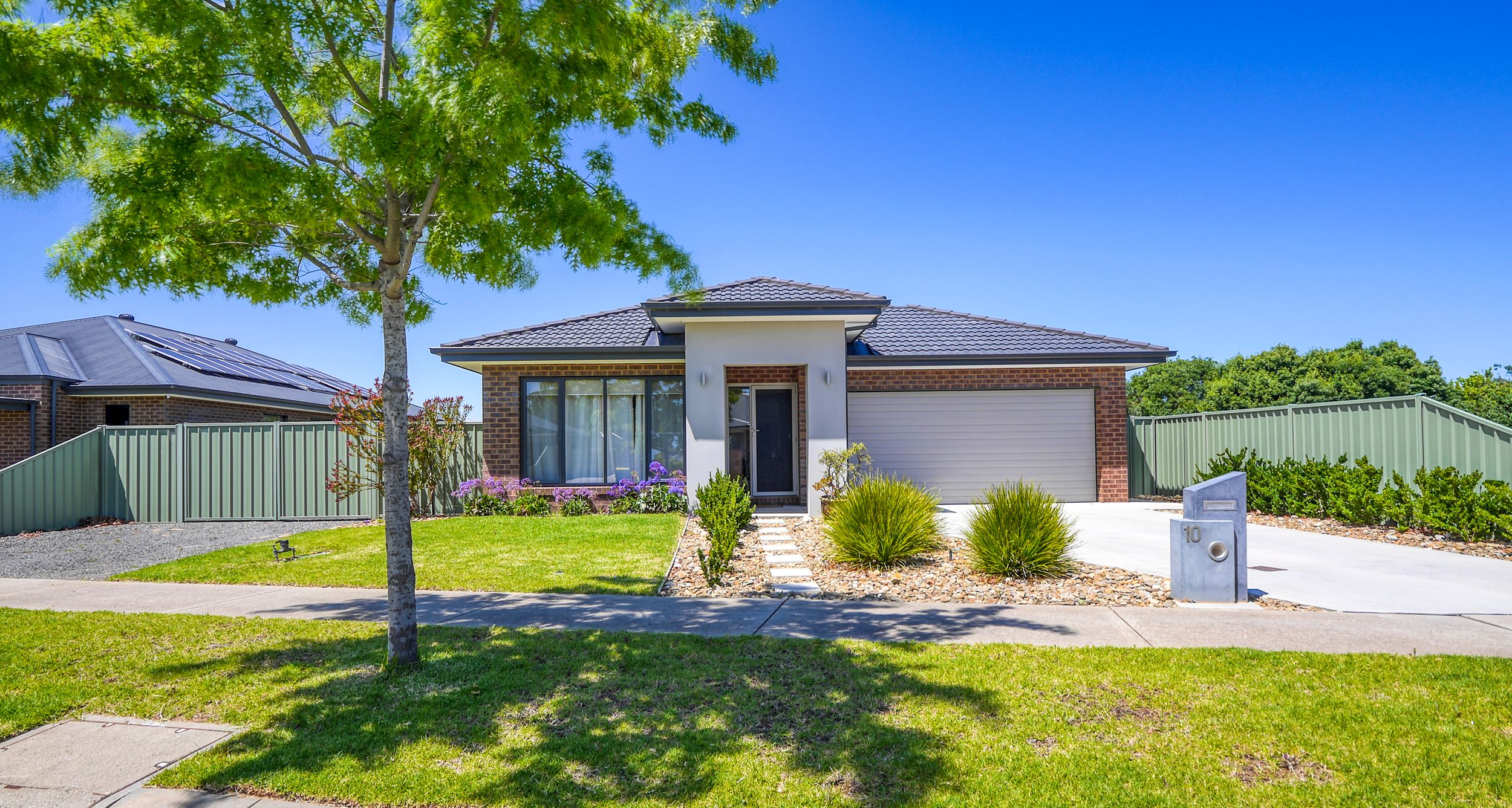 Ray White Nagambie