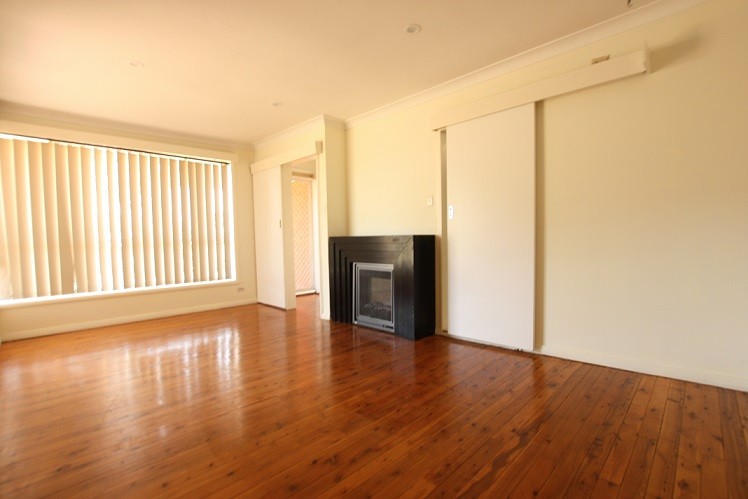 98 O'Sullivan Road, Leumeah, NSW 2560