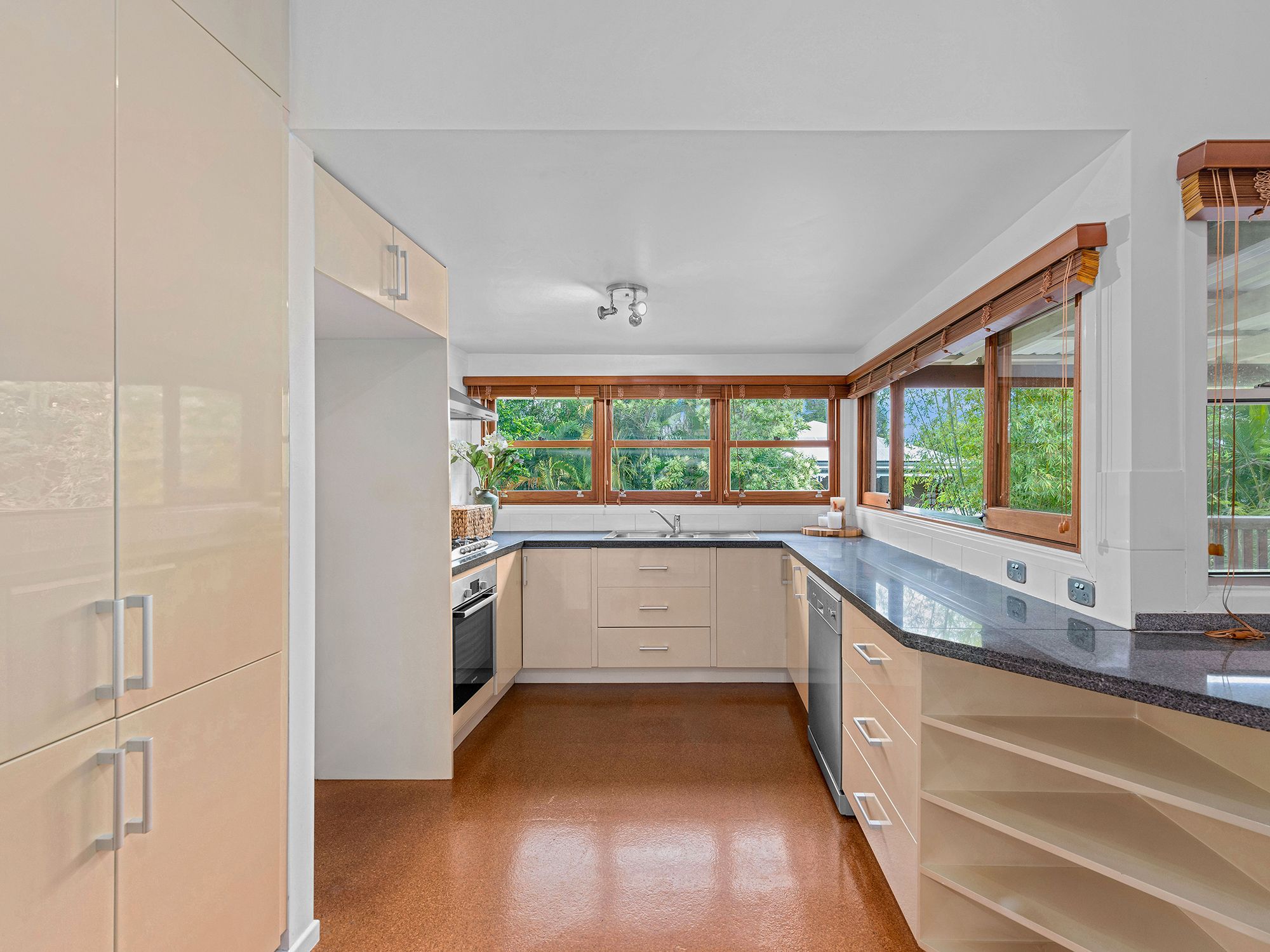 57 Thomas Street, Sherwood, QLD 4075