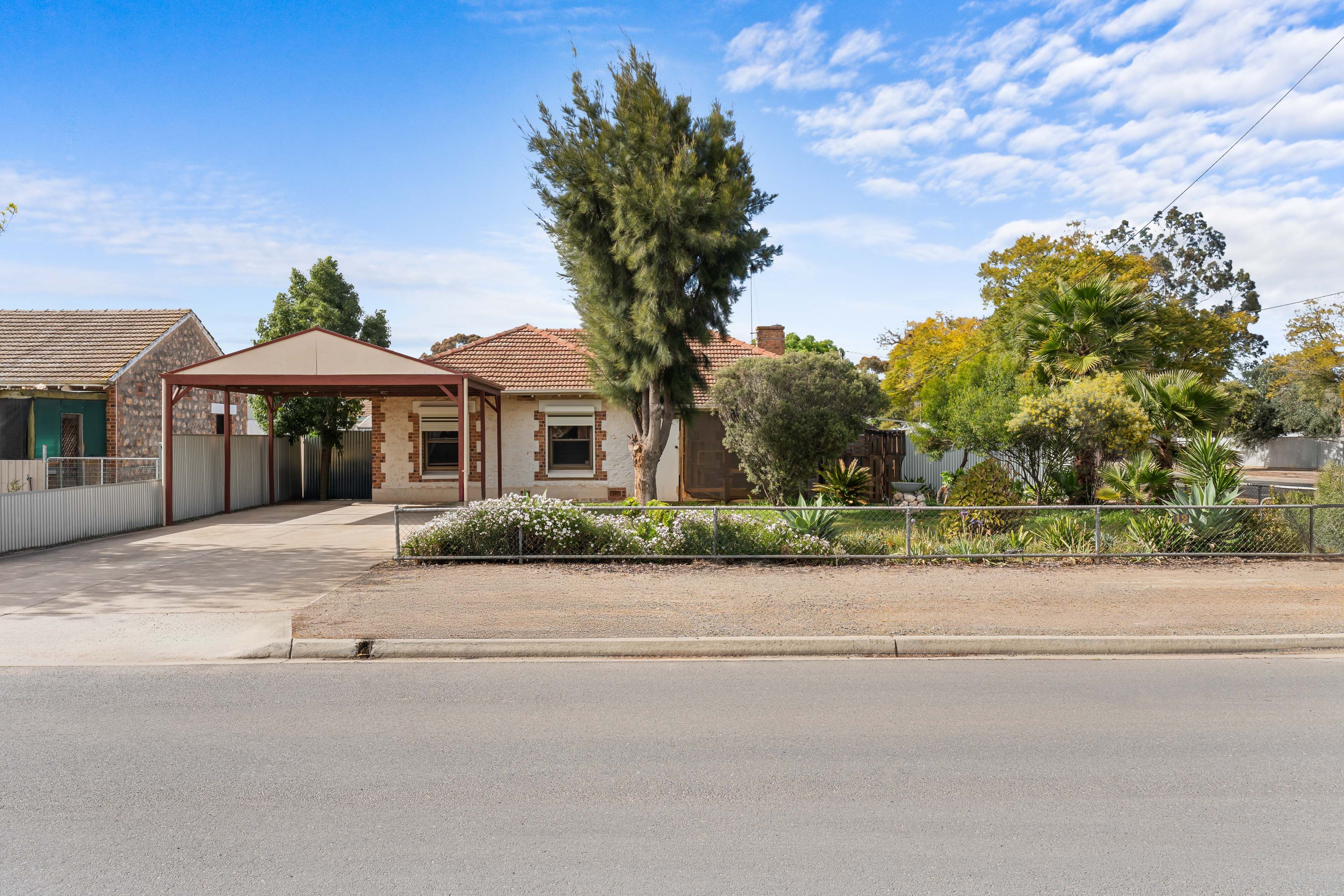 12 Montgomery Avenue — photo from Ray White Strathalbyn