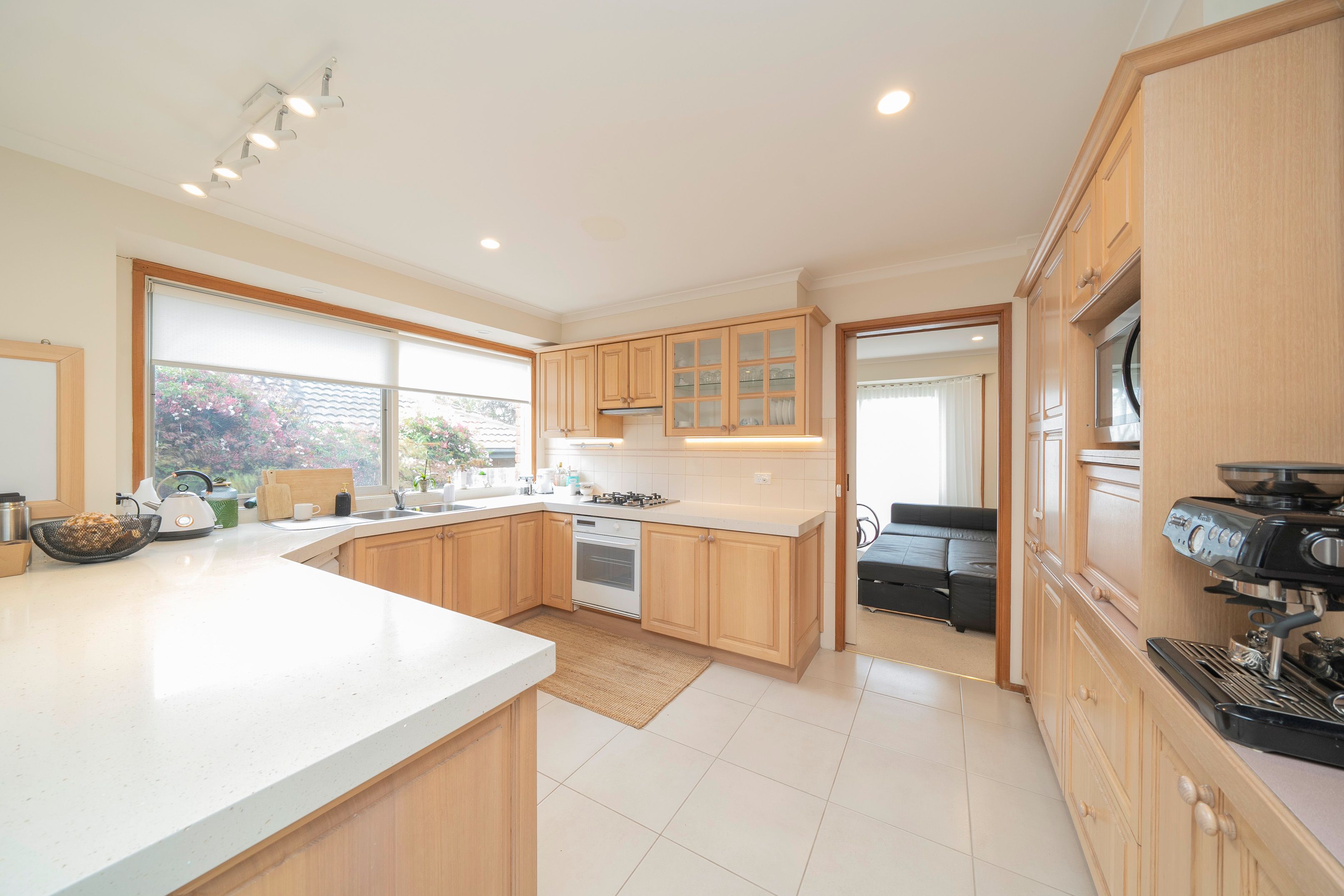 6 Shannon Way, Berwick, VIC 3806