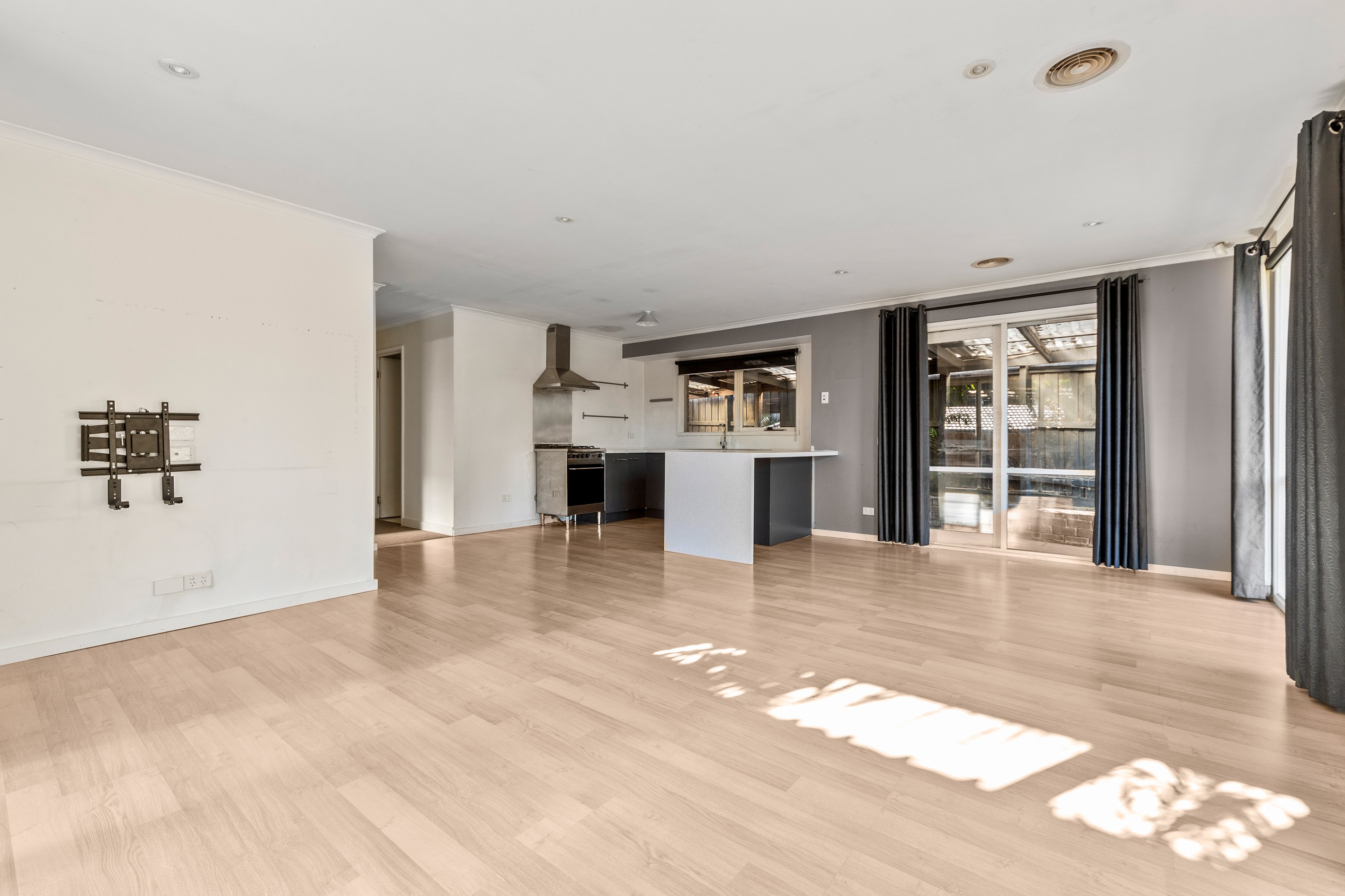 2 Leonard Drive, Langwarrin, VIC 3910