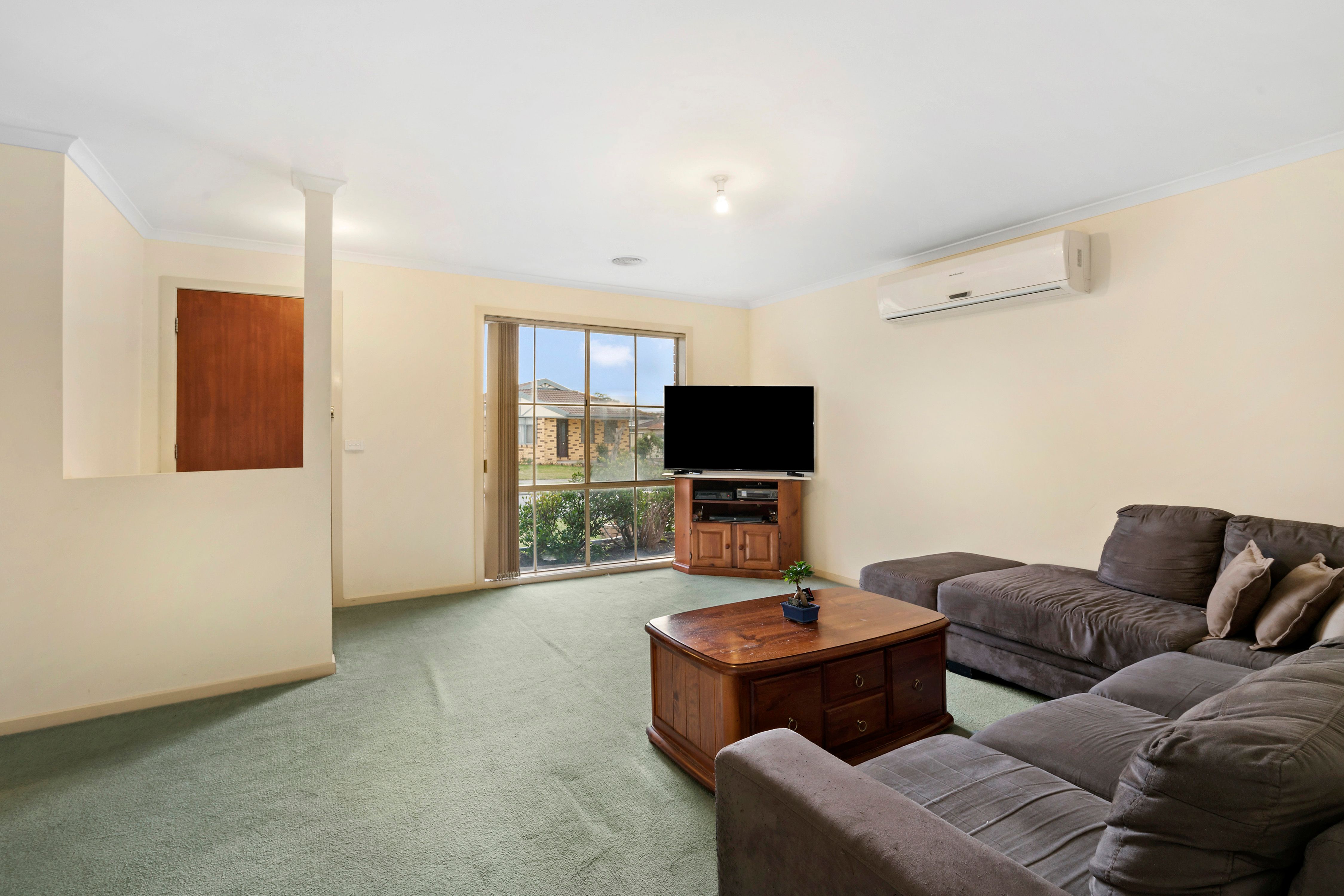 6 Neesan Court, Hampton Park, VIC 3976