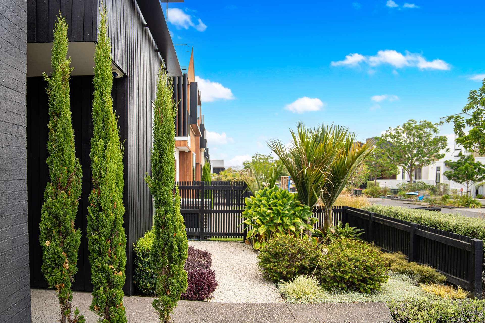 6 Nevill Road photo 16
