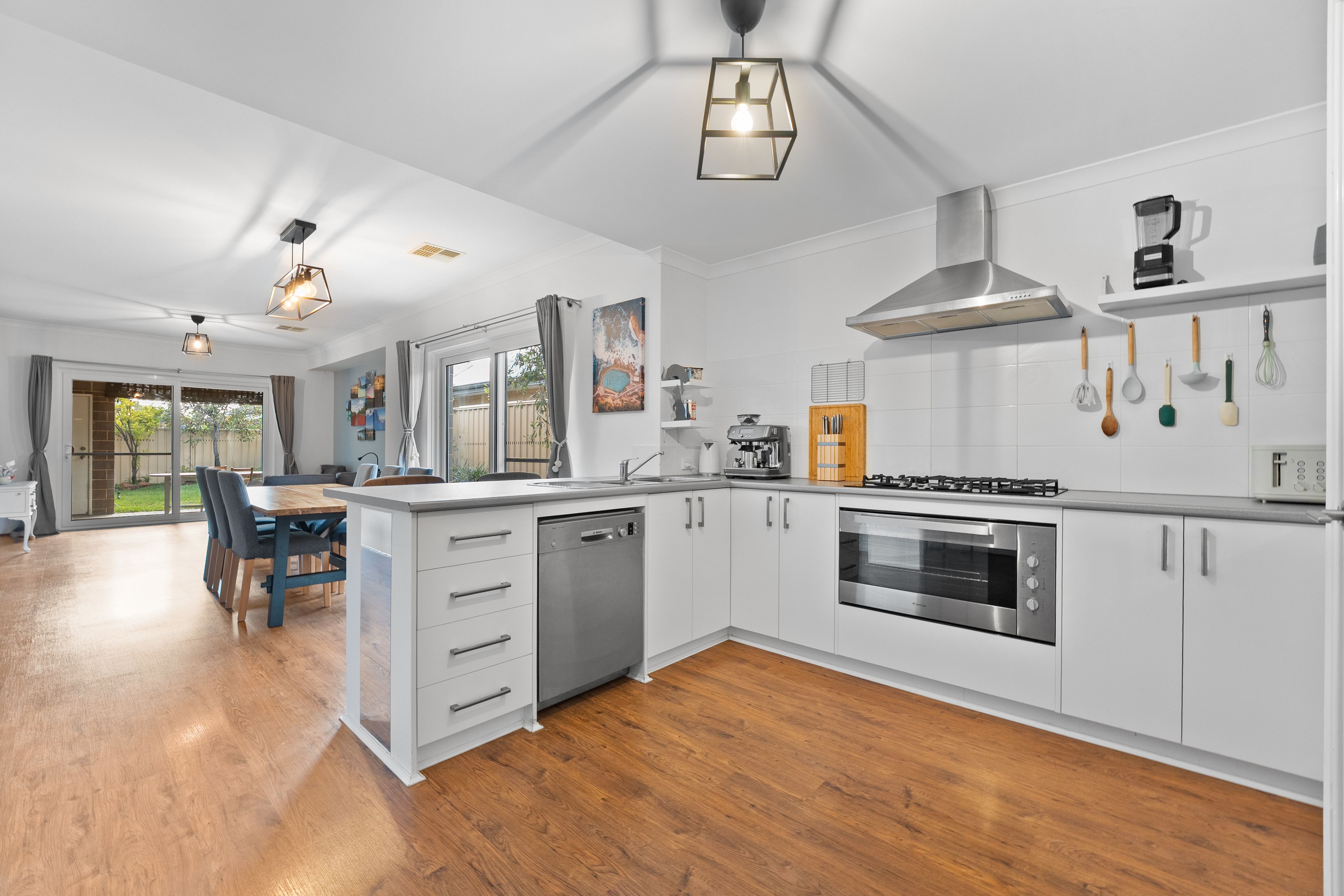 31 Southport Drive — photo 8 of 30