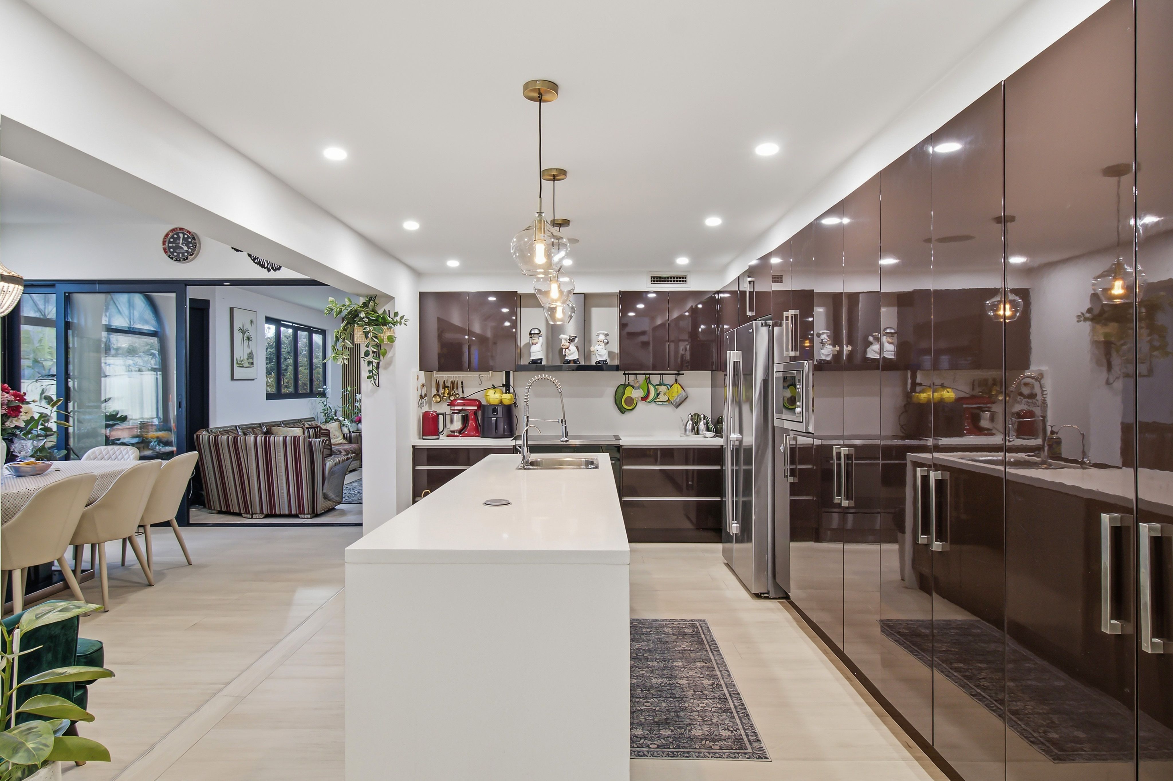 24 Veronica Crescent — photo 4 of 17