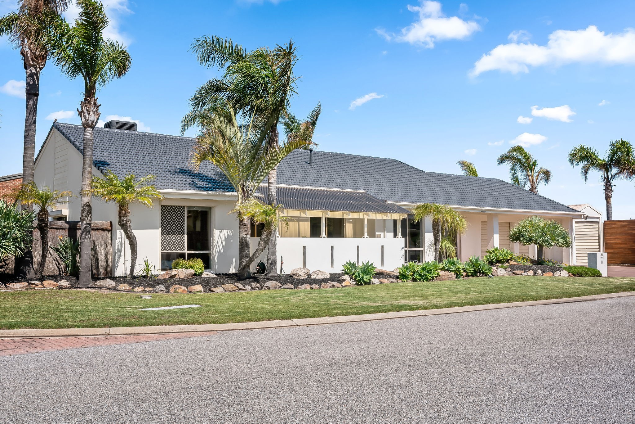 11 Liberty Avenue, North Haven, SA 5018