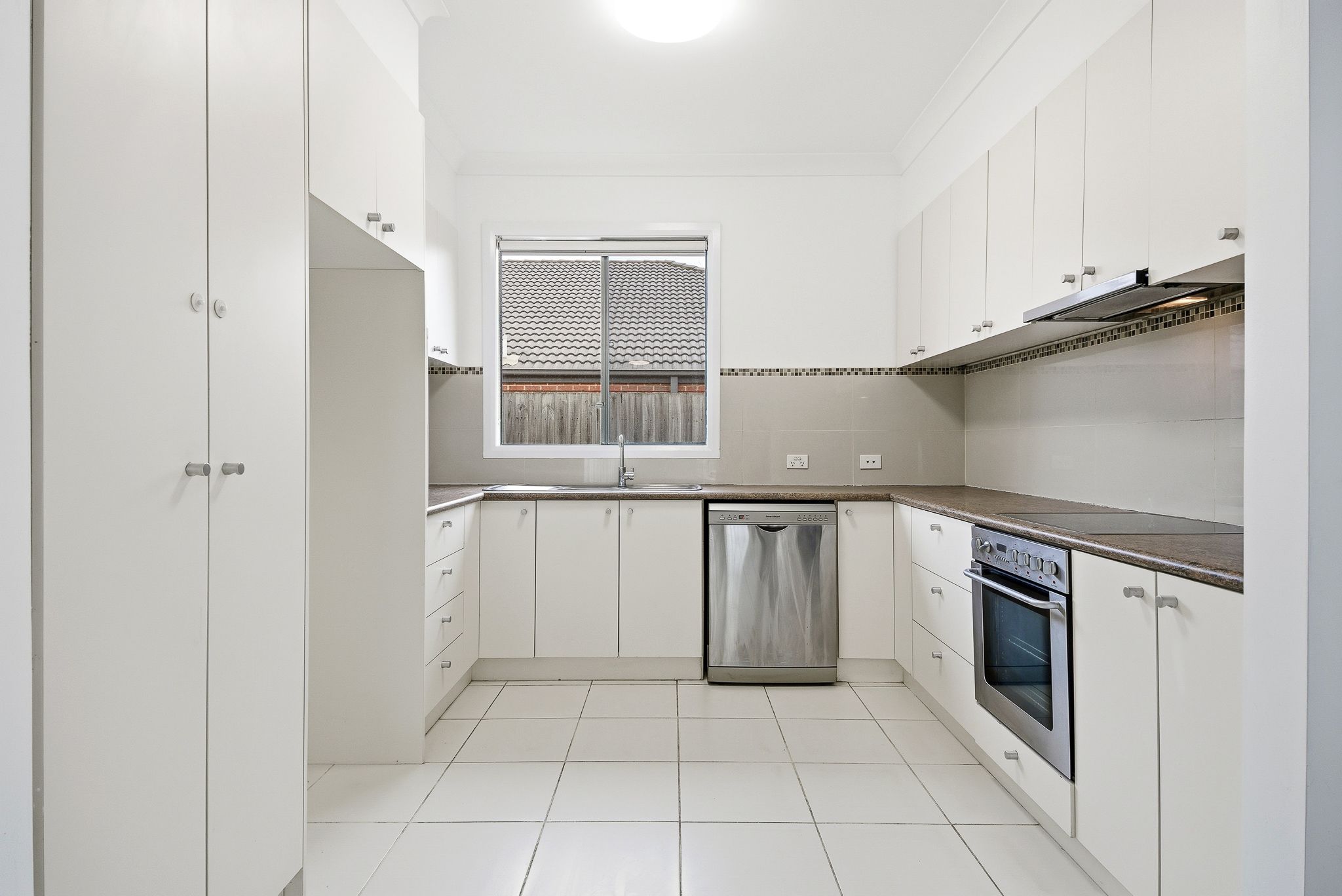 1 Ethel Turner Place, Lynbrook, VIC 3975